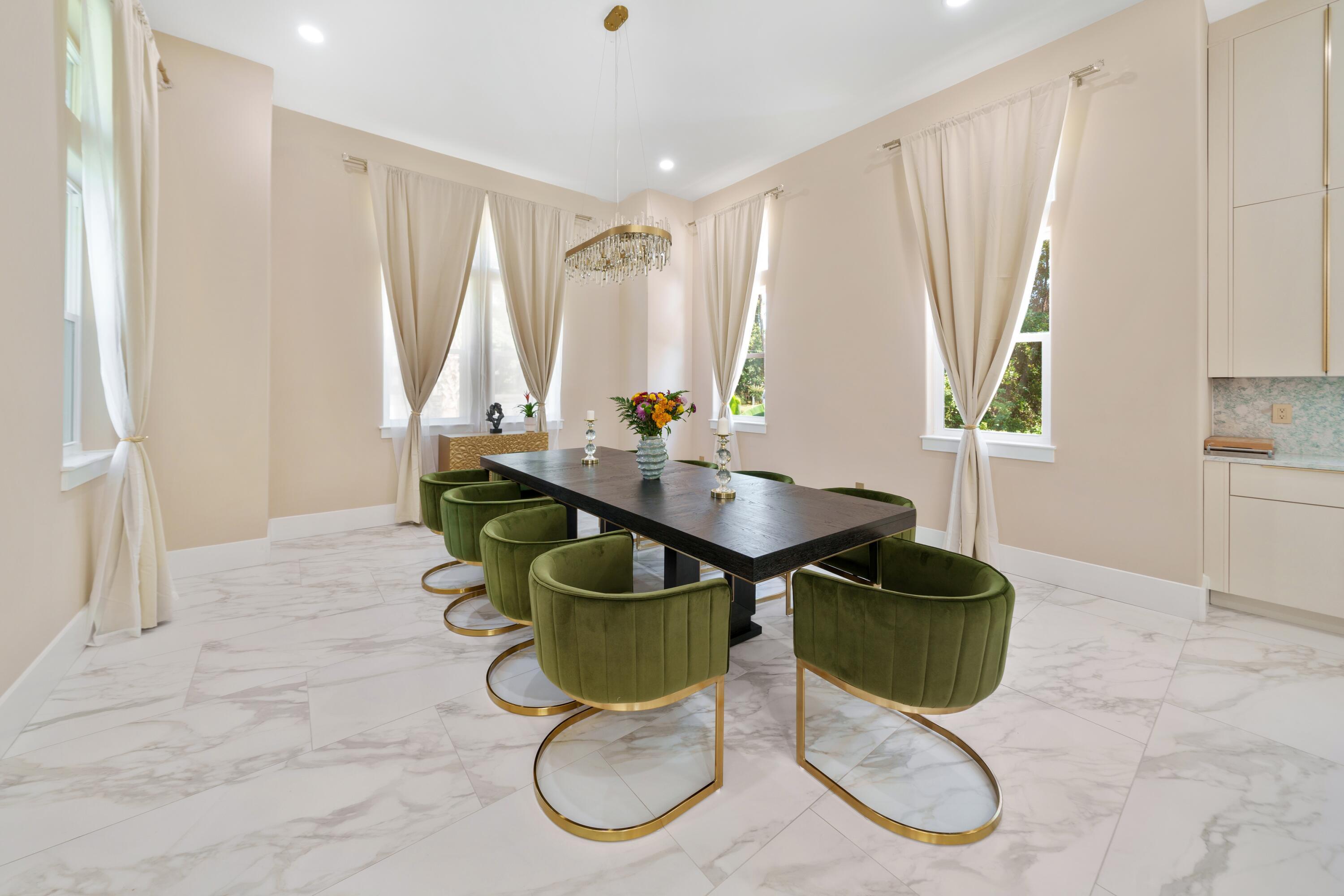 HOLIDAY SHORES ESTATES - Residential