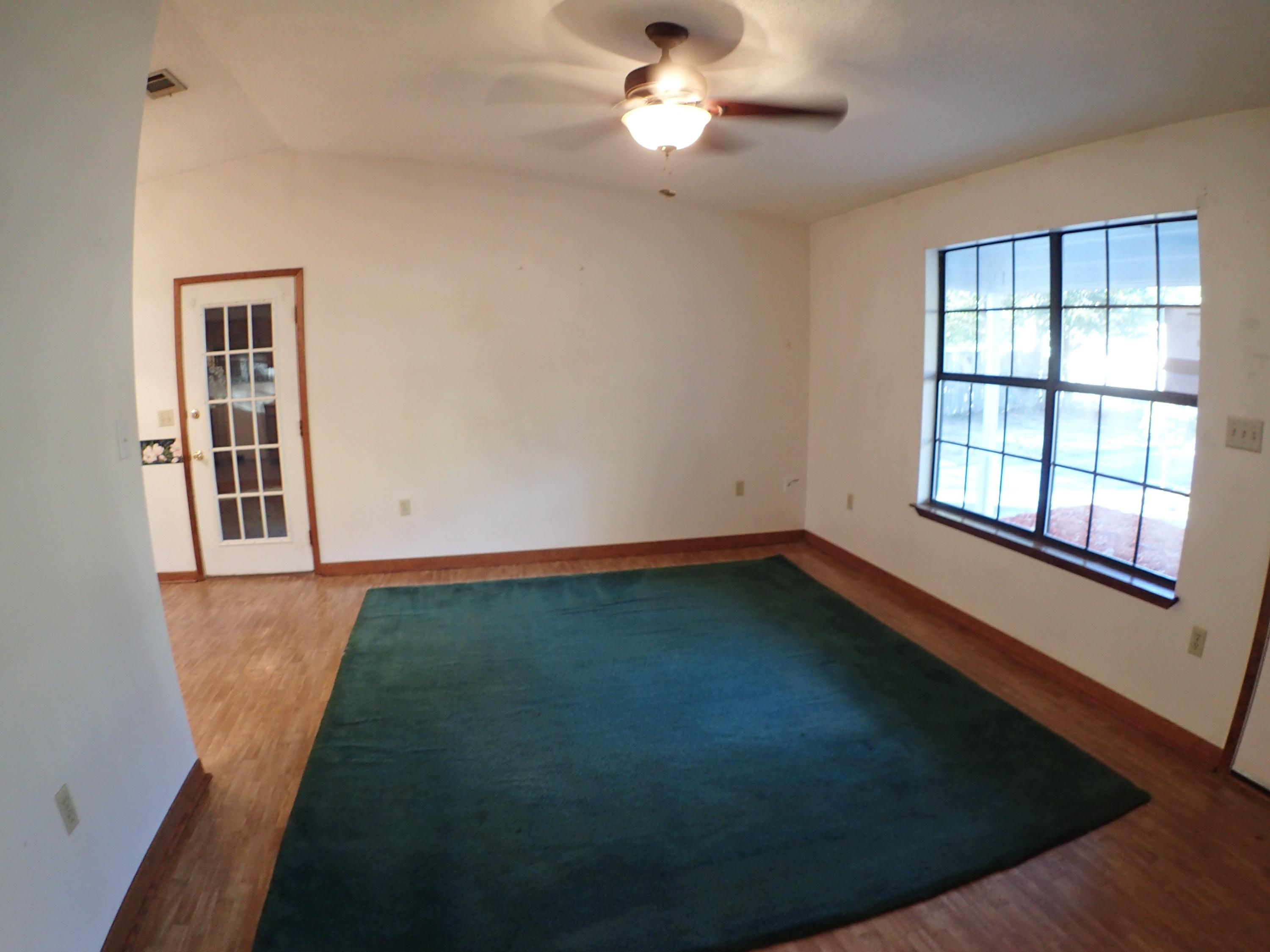 CORNER OAKS ESTATES - Residential