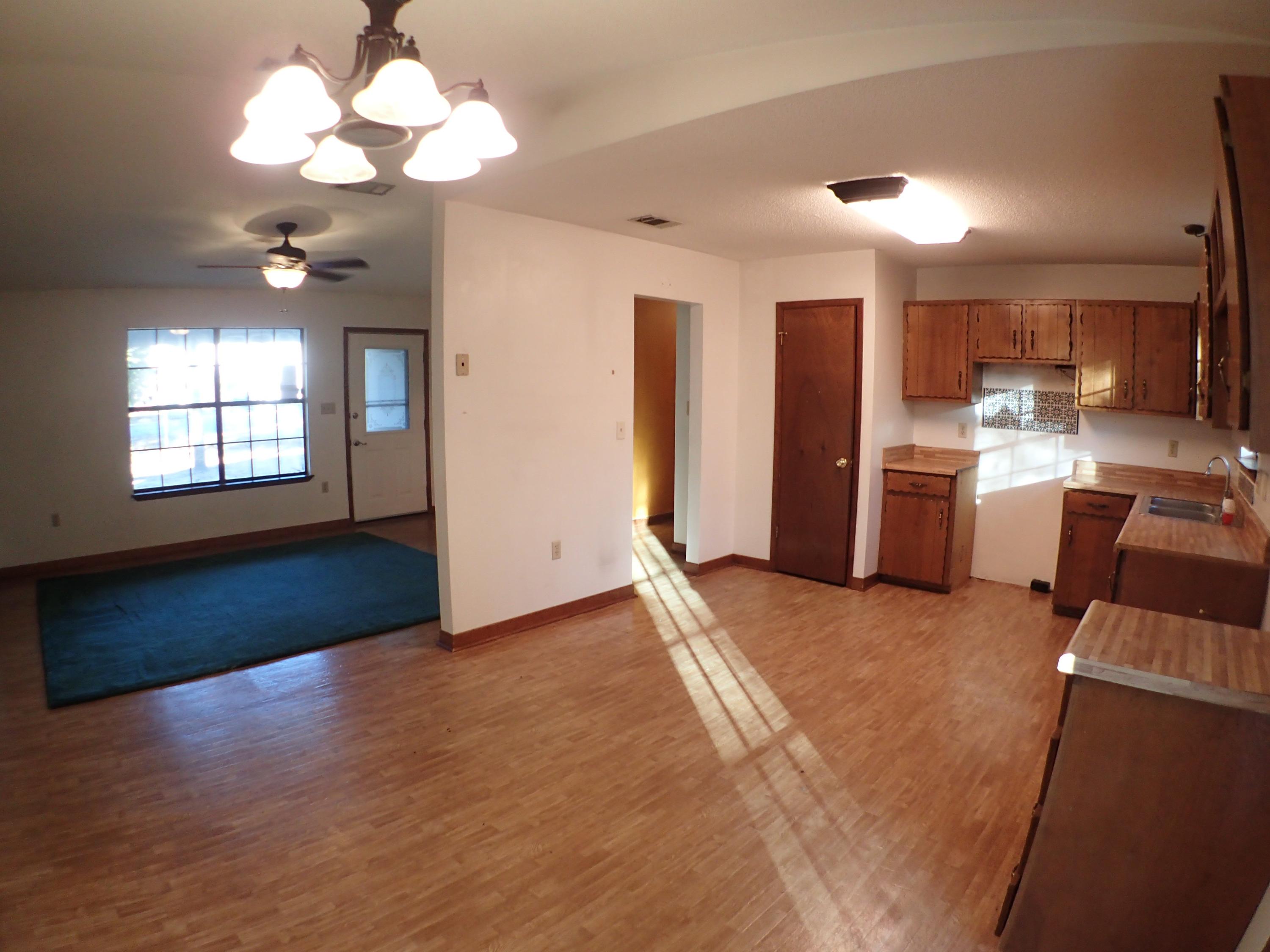 CORNER OAKS ESTATES - Residential