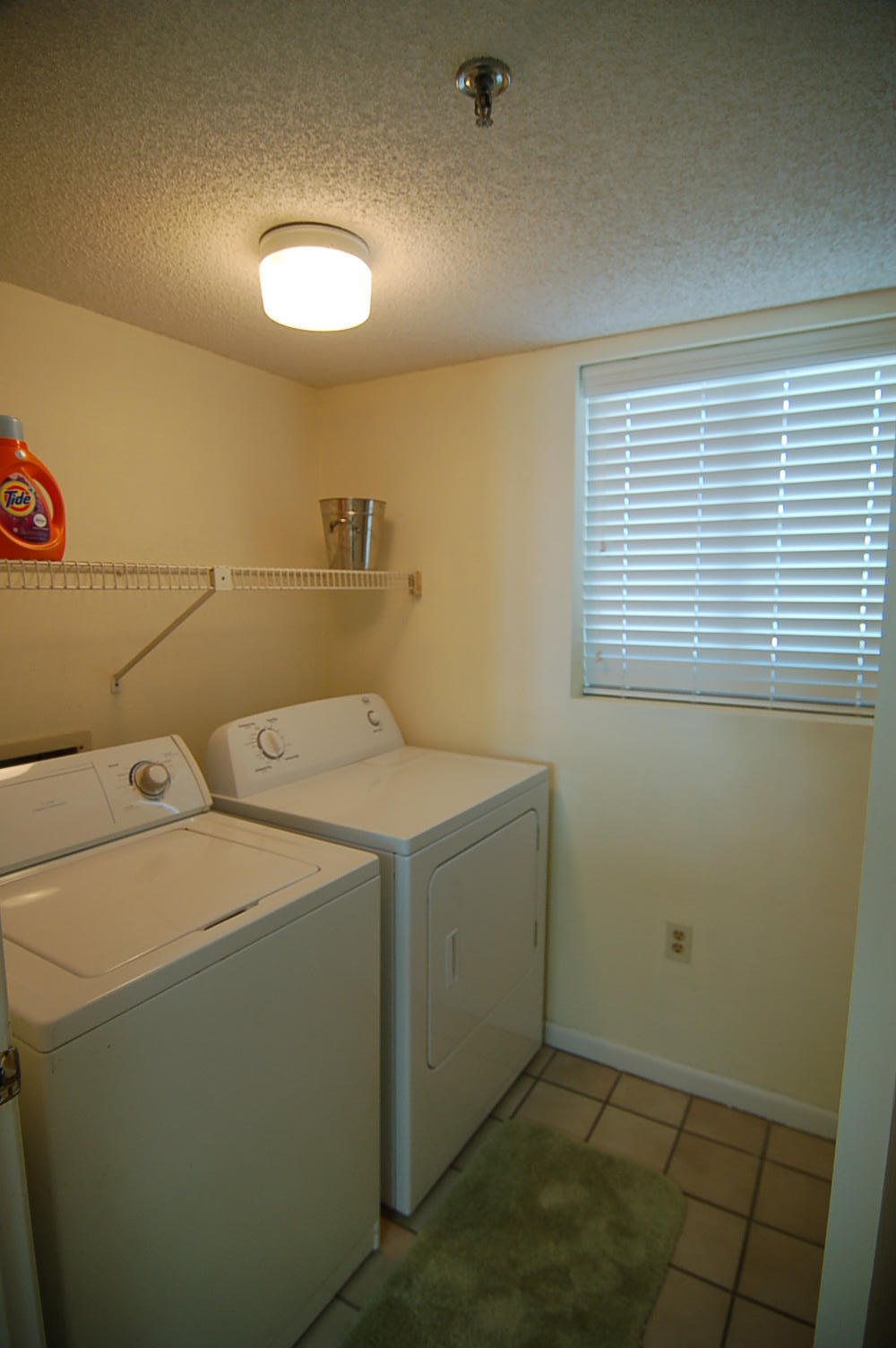 SURF DWELLER CONDO - Residential