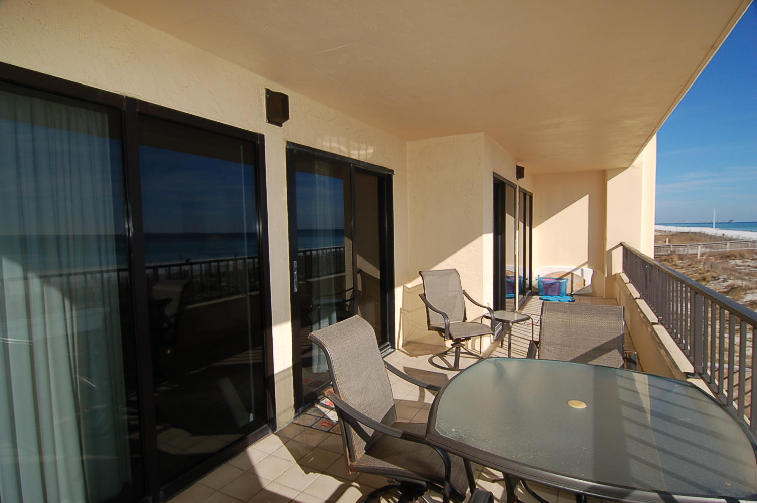SURF DWELLER CONDO - Residential
