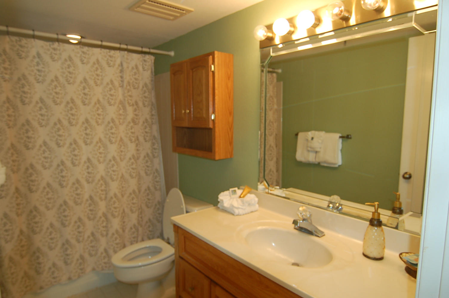 SURF DWELLER CONDO - Residential