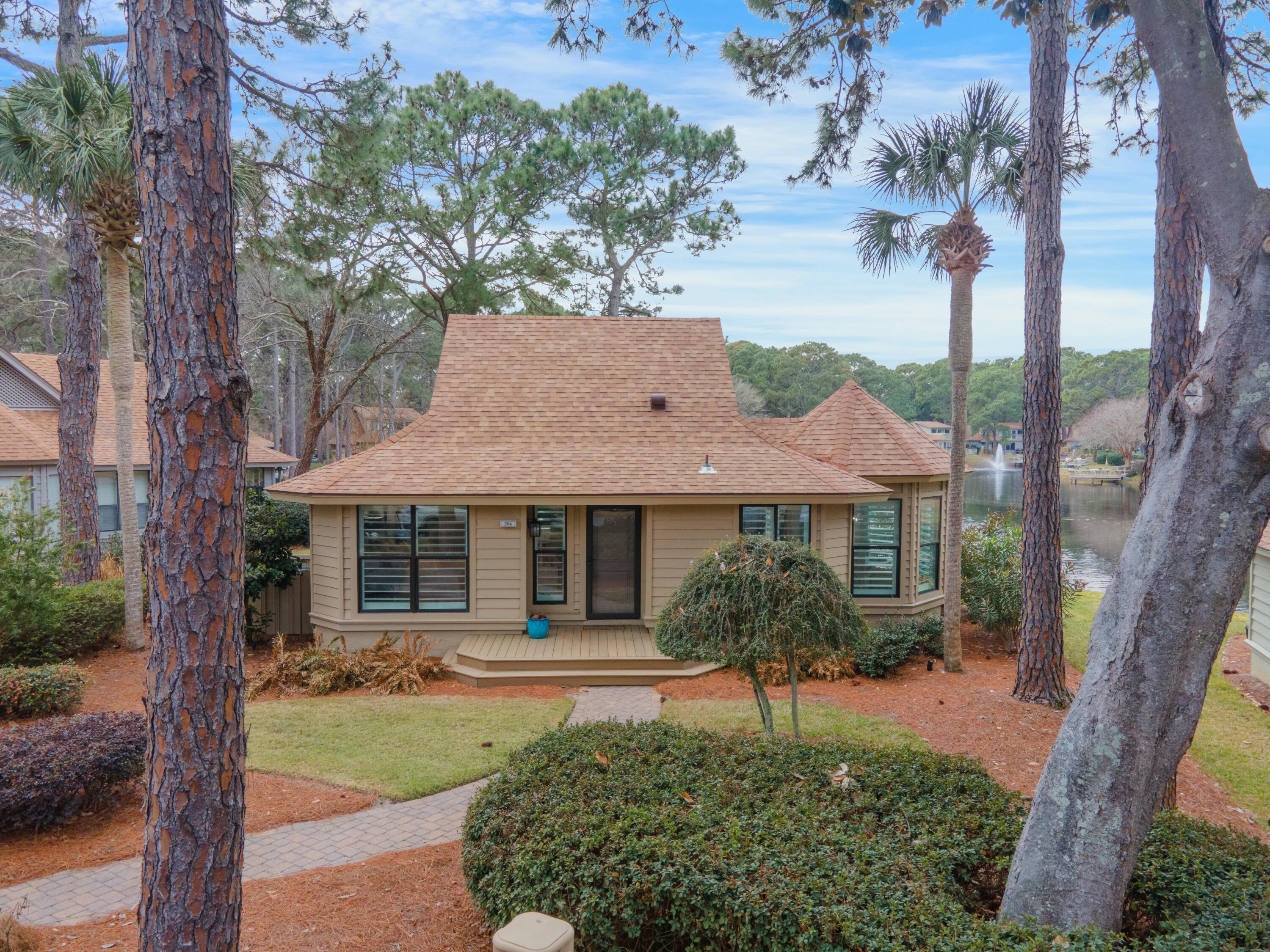 FAIRWAYS AT SANDESTIN - Residential