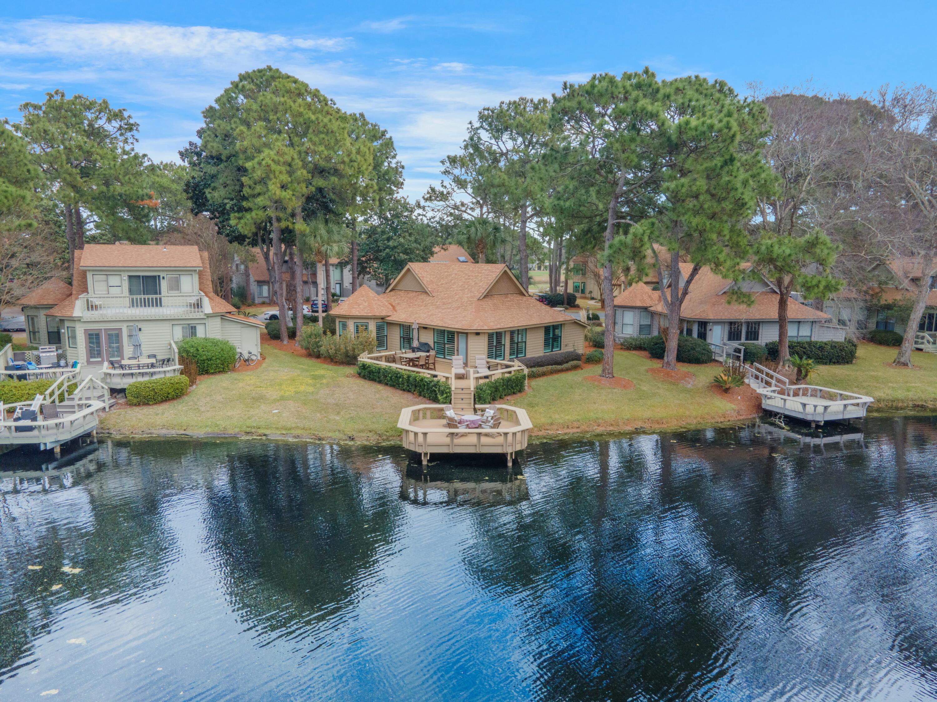 FAIRWAYS AT SANDESTIN - Residential