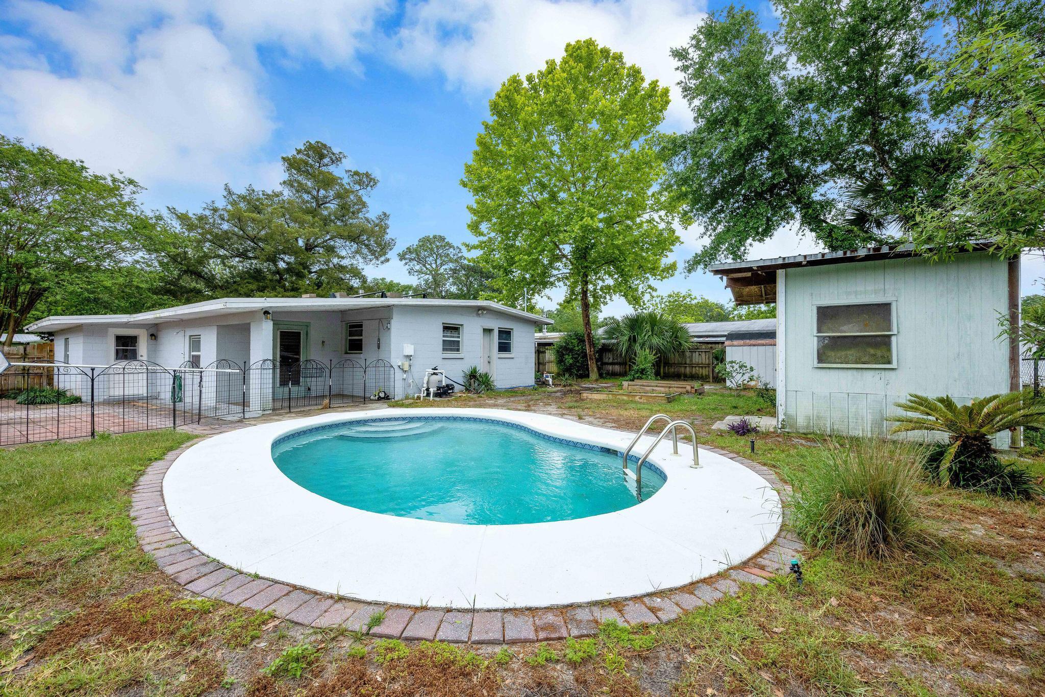 ELLIOTS POINT 7th ADDN - Residential