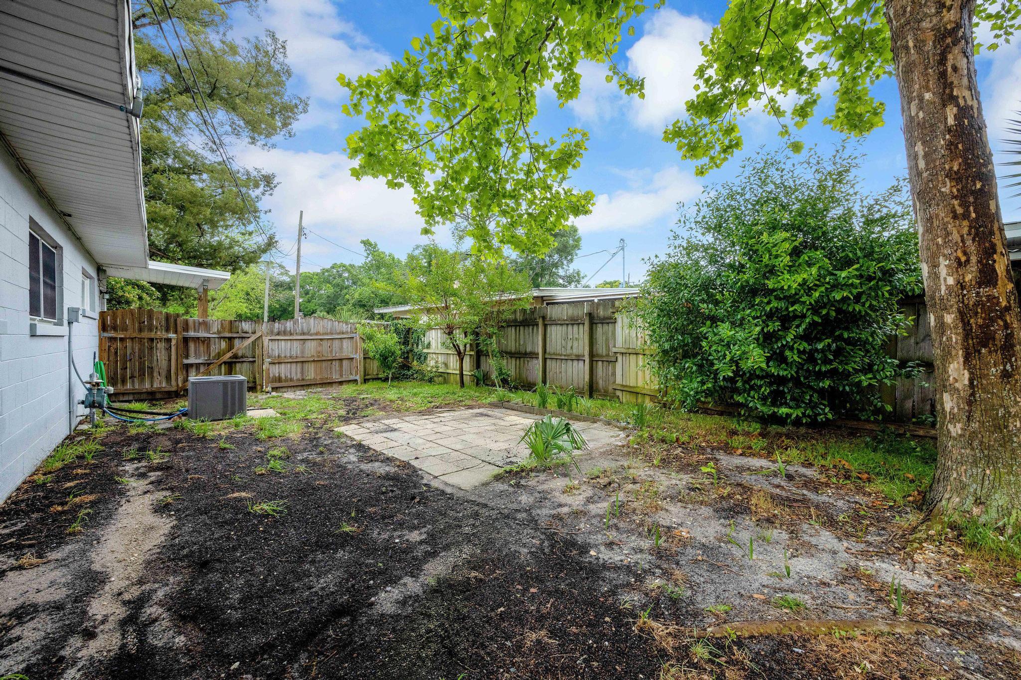 ELLIOTS POINT 7th ADDN - Residential