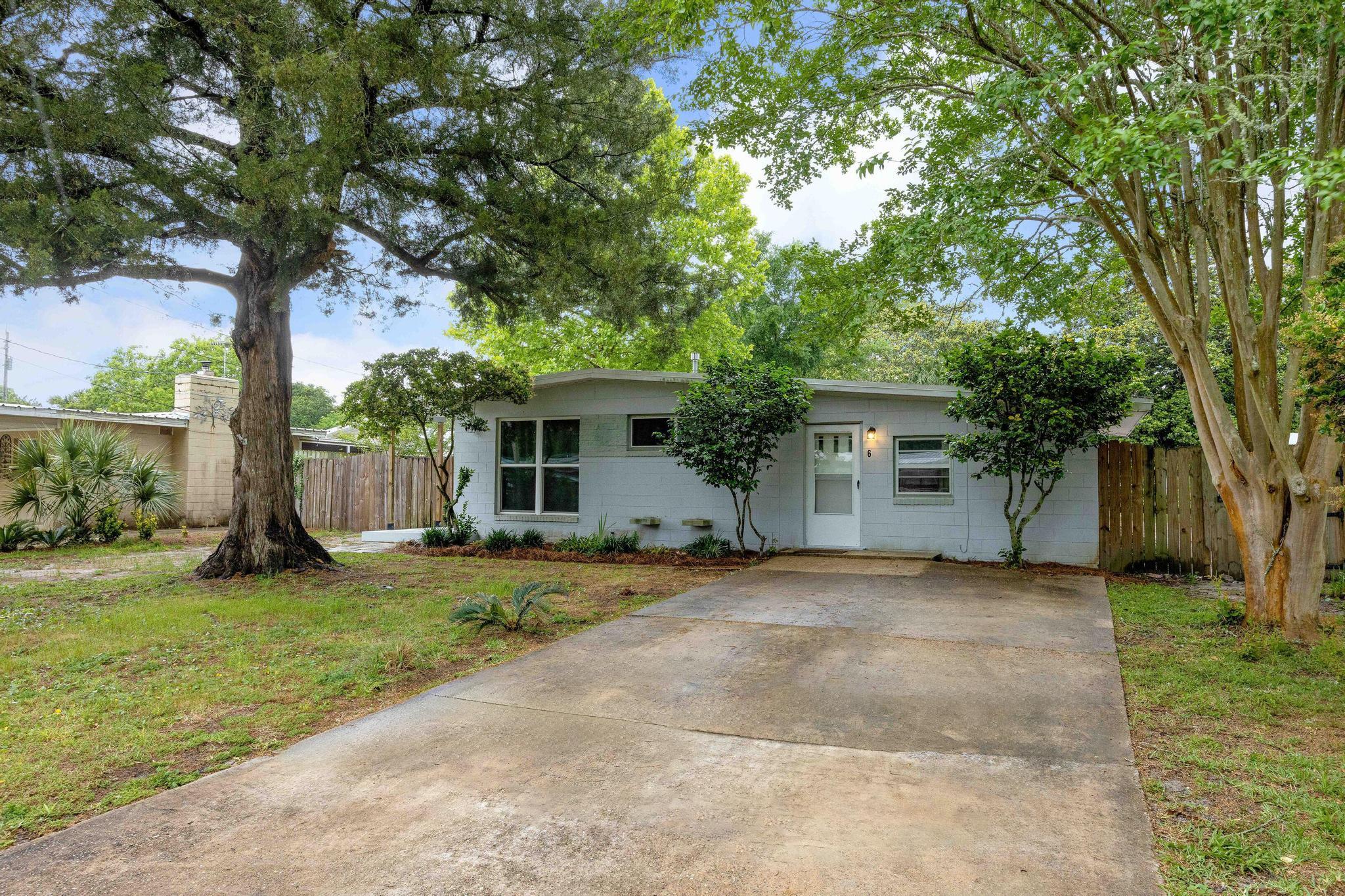 ELLIOTS POINT 7th ADDN - Residential