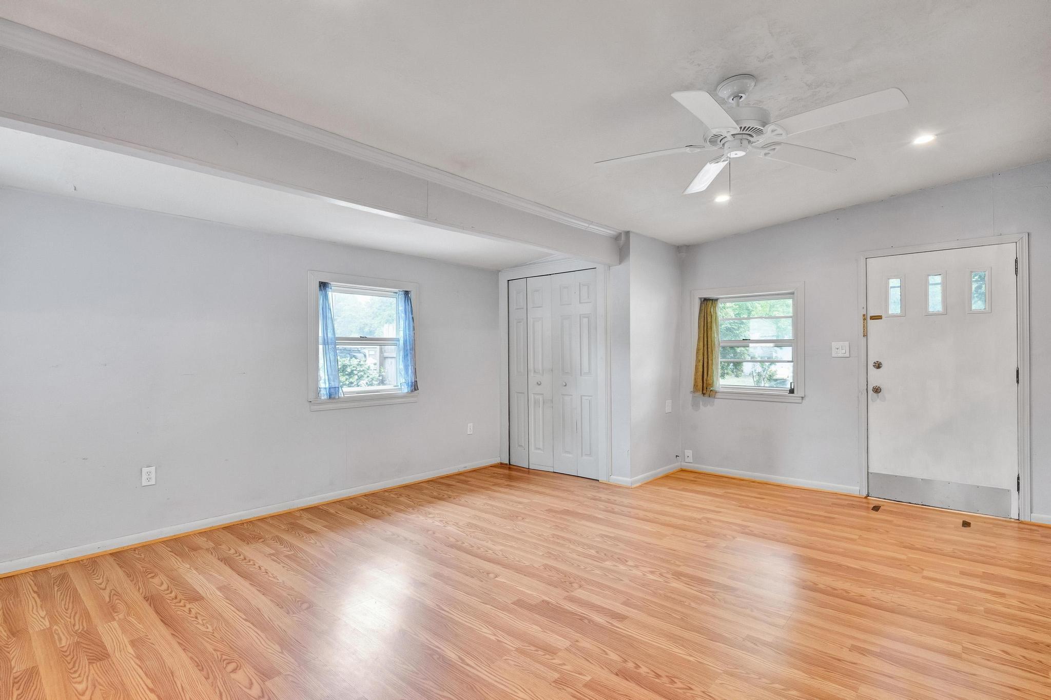 ELLIOTS POINT 7th ADDN - Residential