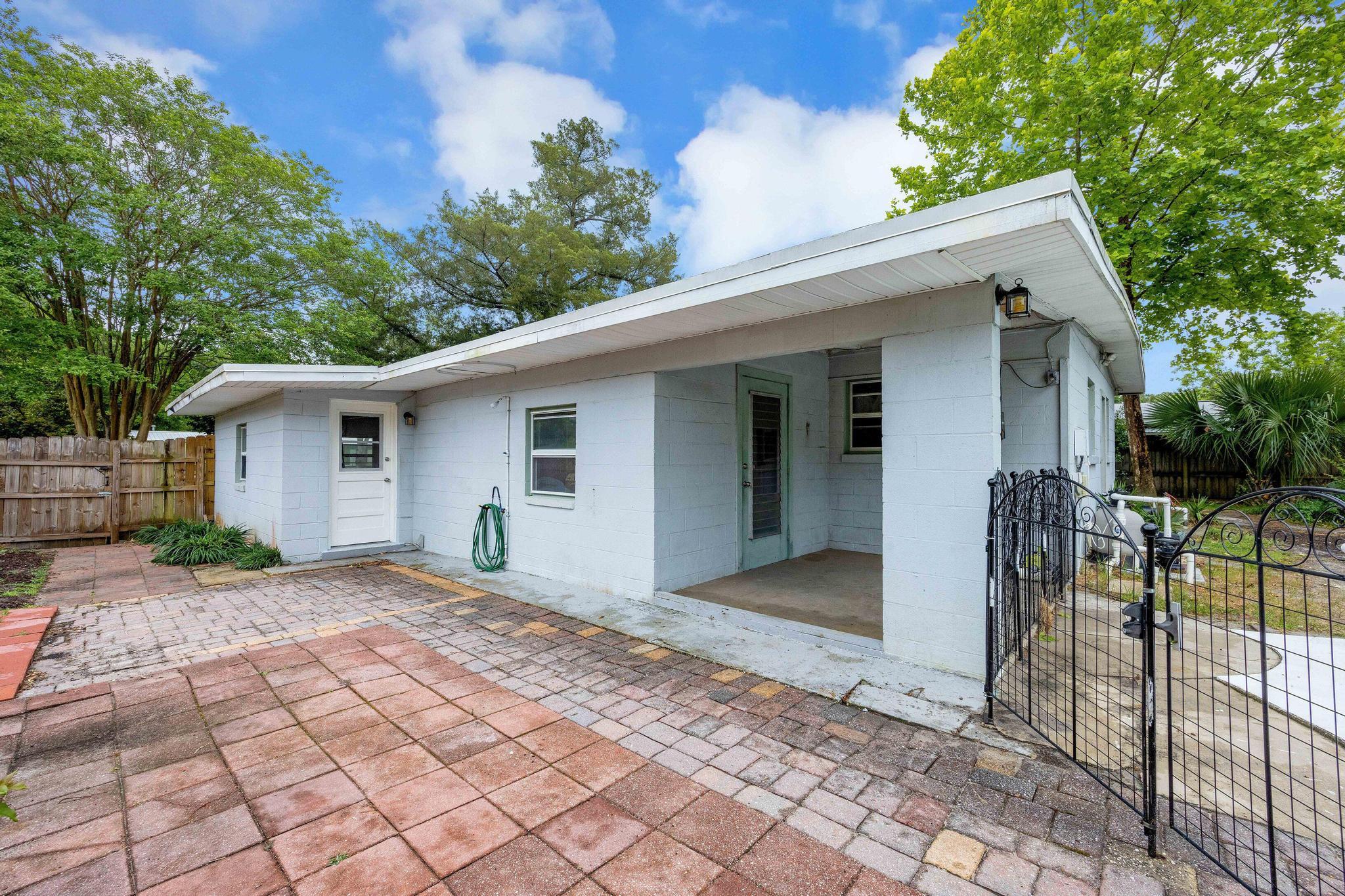 ELLIOTS POINT 7th ADDN - Residential