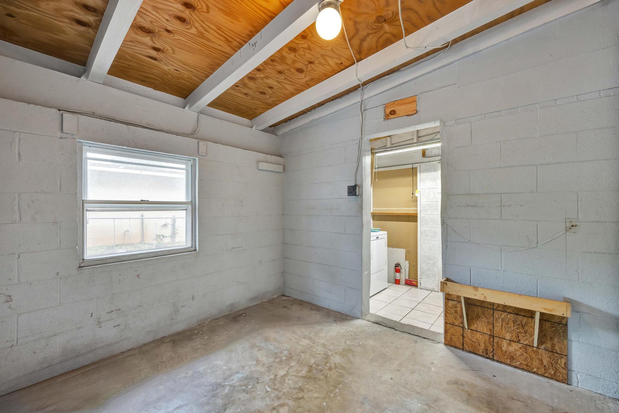 ELLIOTS POINT 7th ADDN - Residential