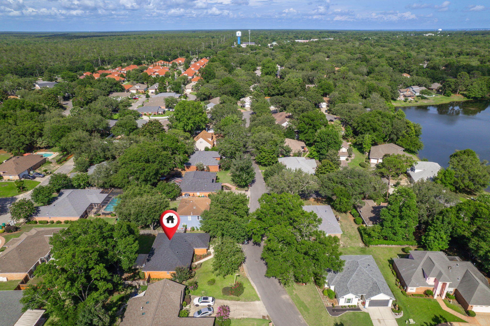 HIDDEN LAKES - Residential