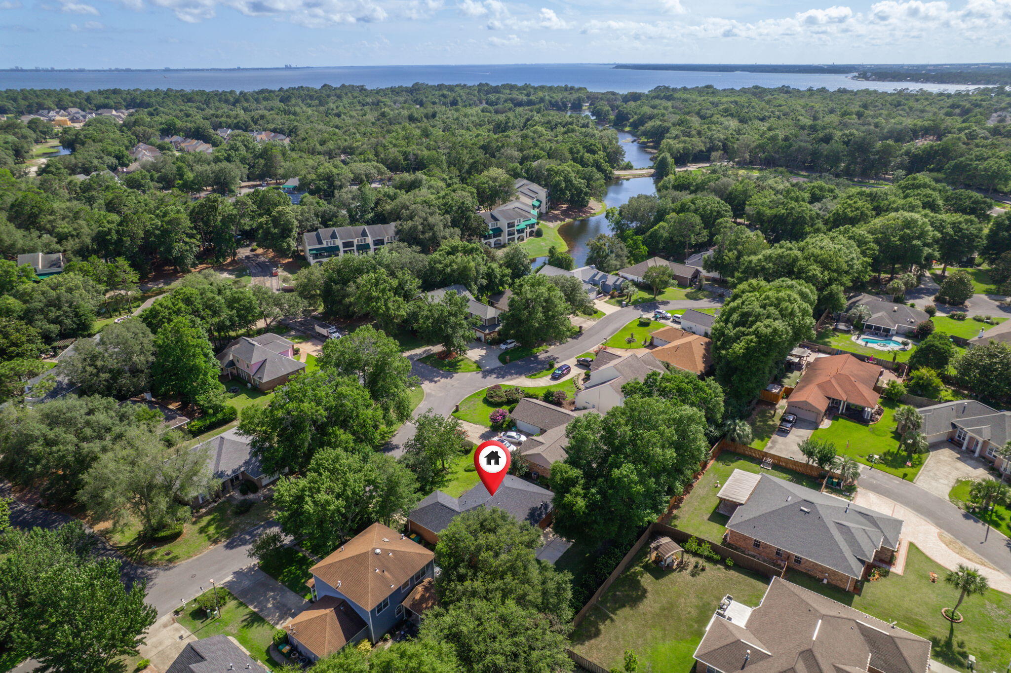 HIDDEN LAKES - Residential