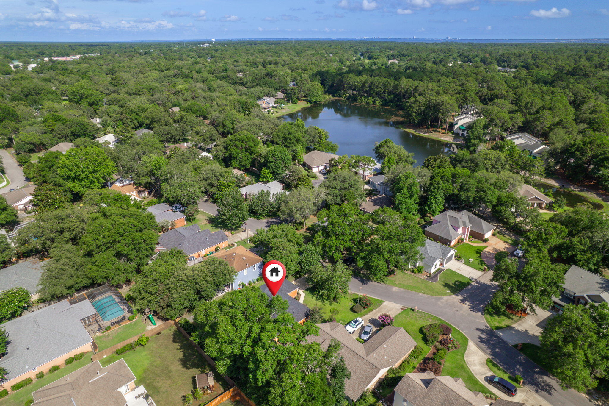 HIDDEN LAKES - Residential
