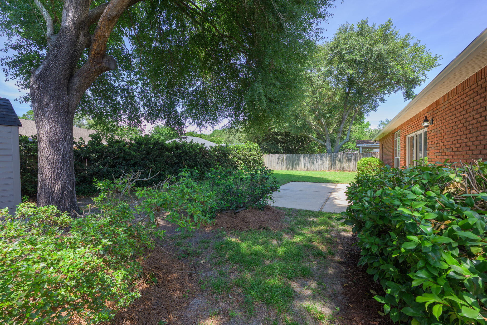 HIDDEN LAKES - Residential