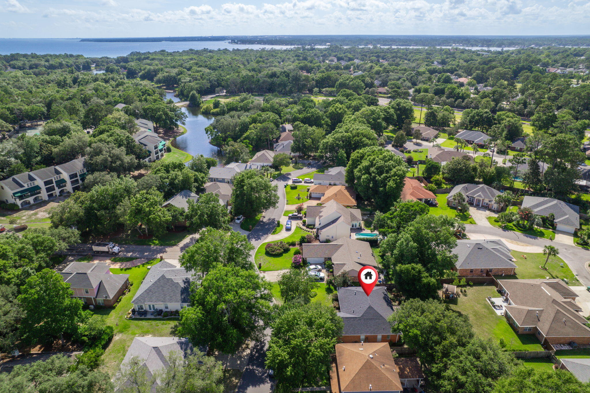HIDDEN LAKES - Residential