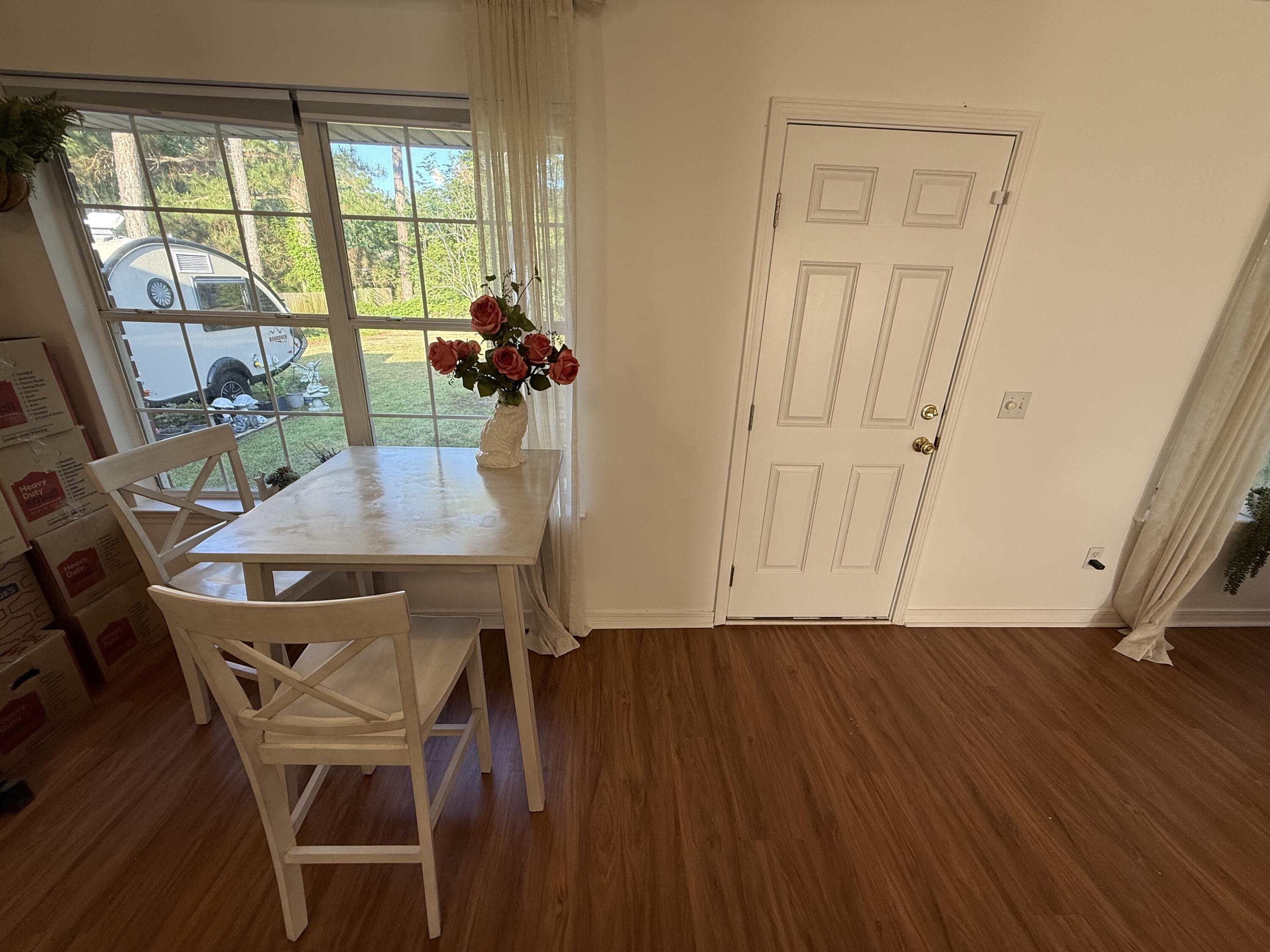 HOLLEY BY THE SEA - Residential