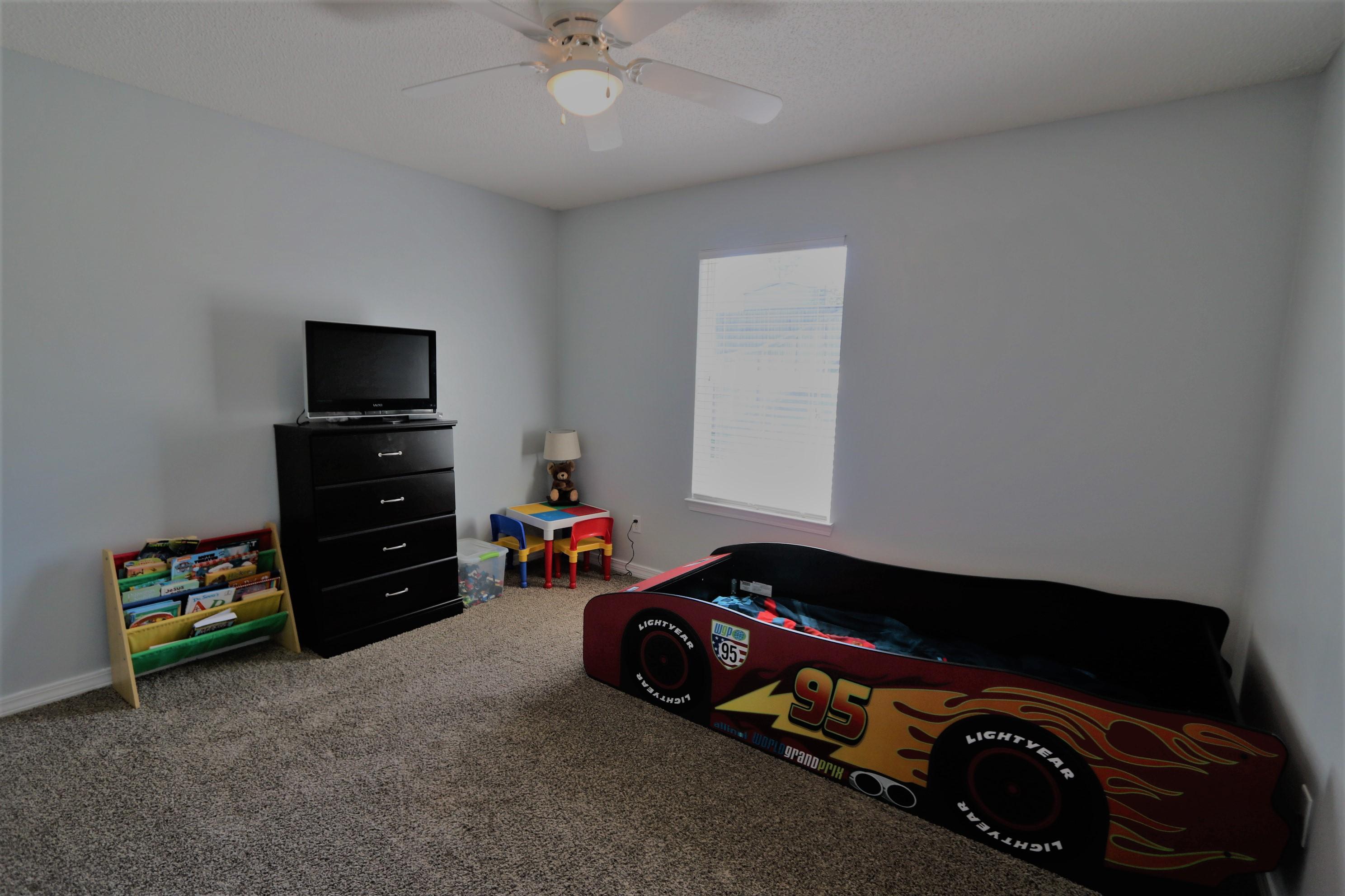 NORTHVIEW ESTATES 5TH ADDN - Residential