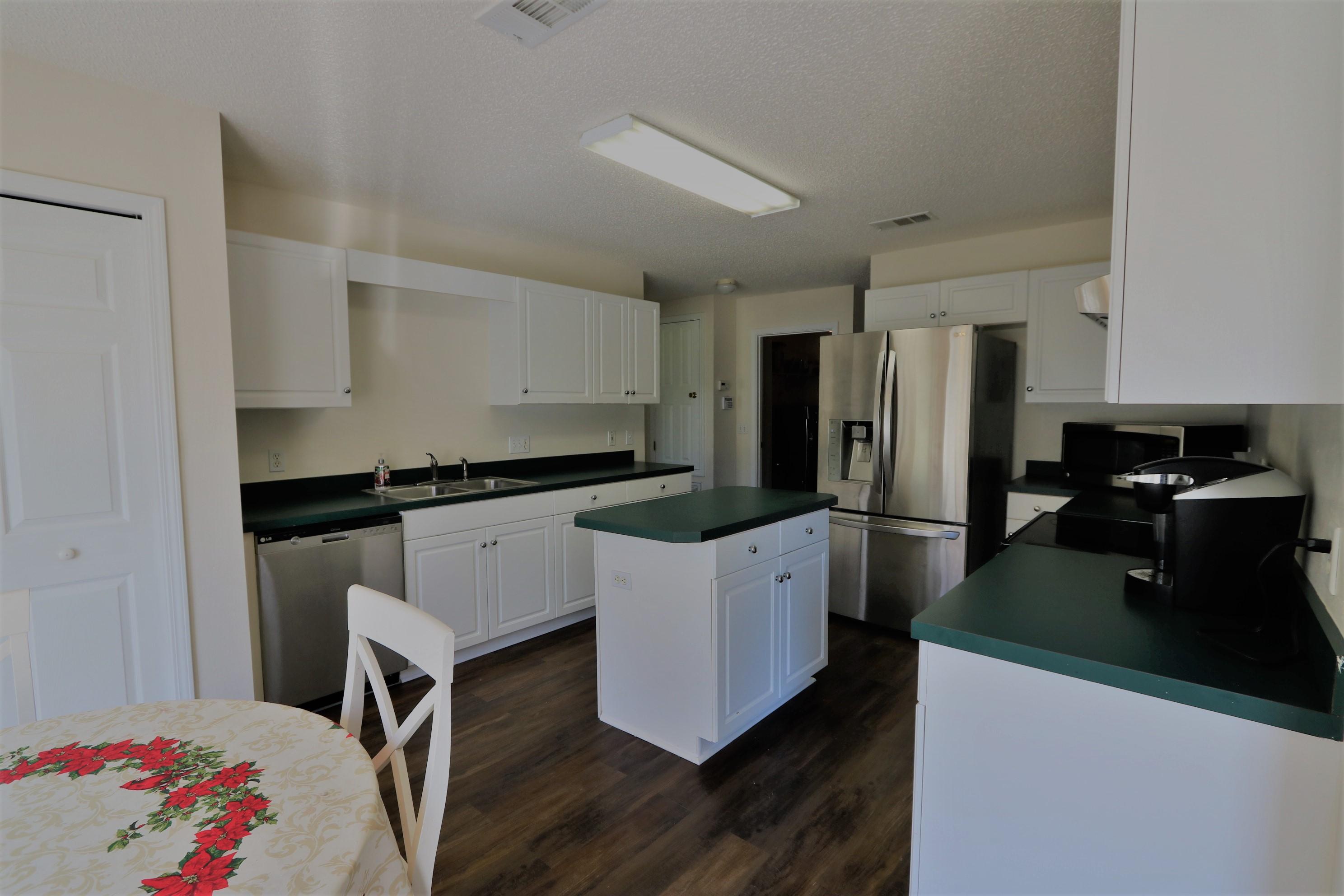 NORTHVIEW ESTATES 5TH ADDN - Residential