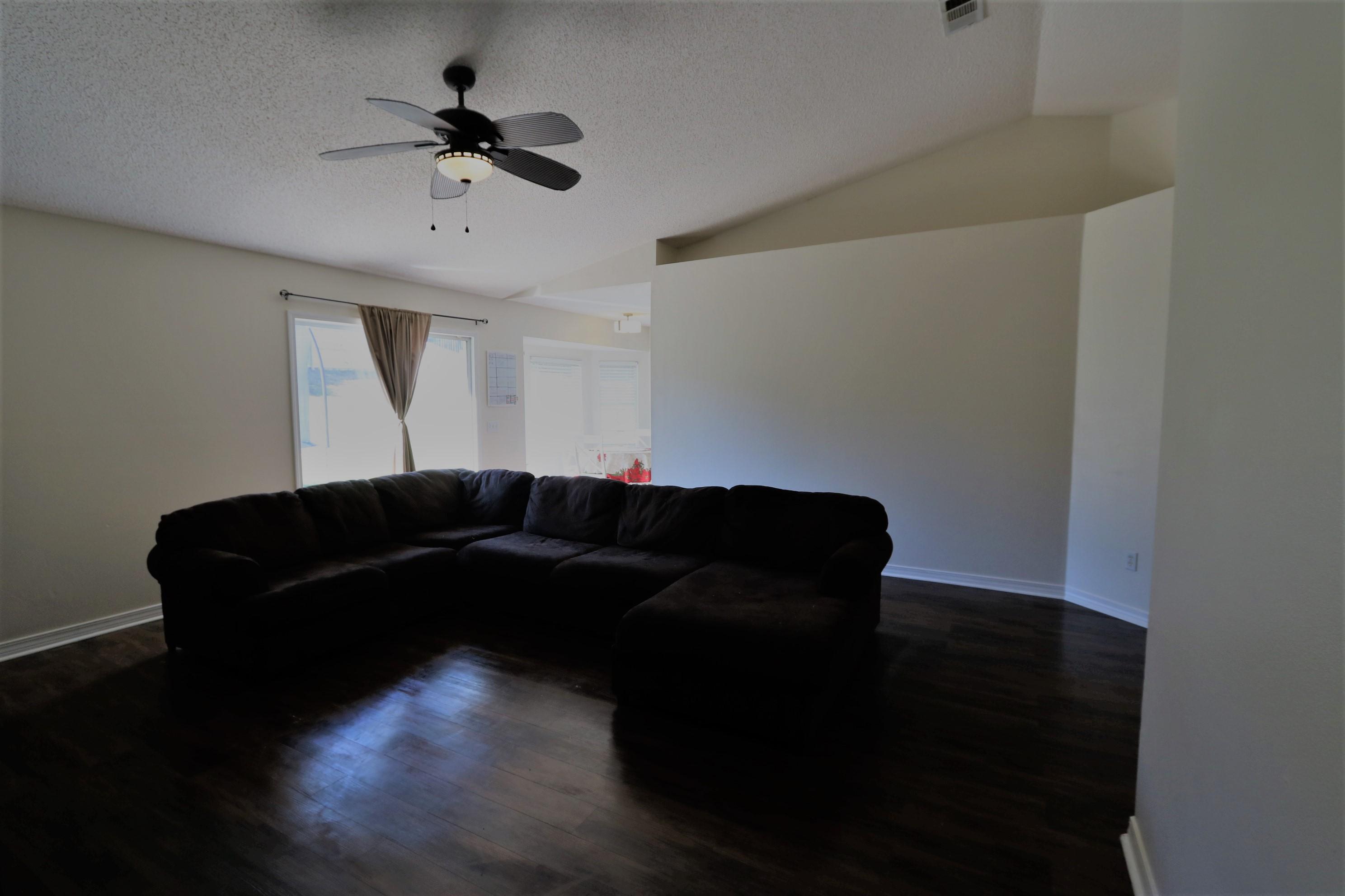 NORTHVIEW ESTATES 5TH ADDN - Residential