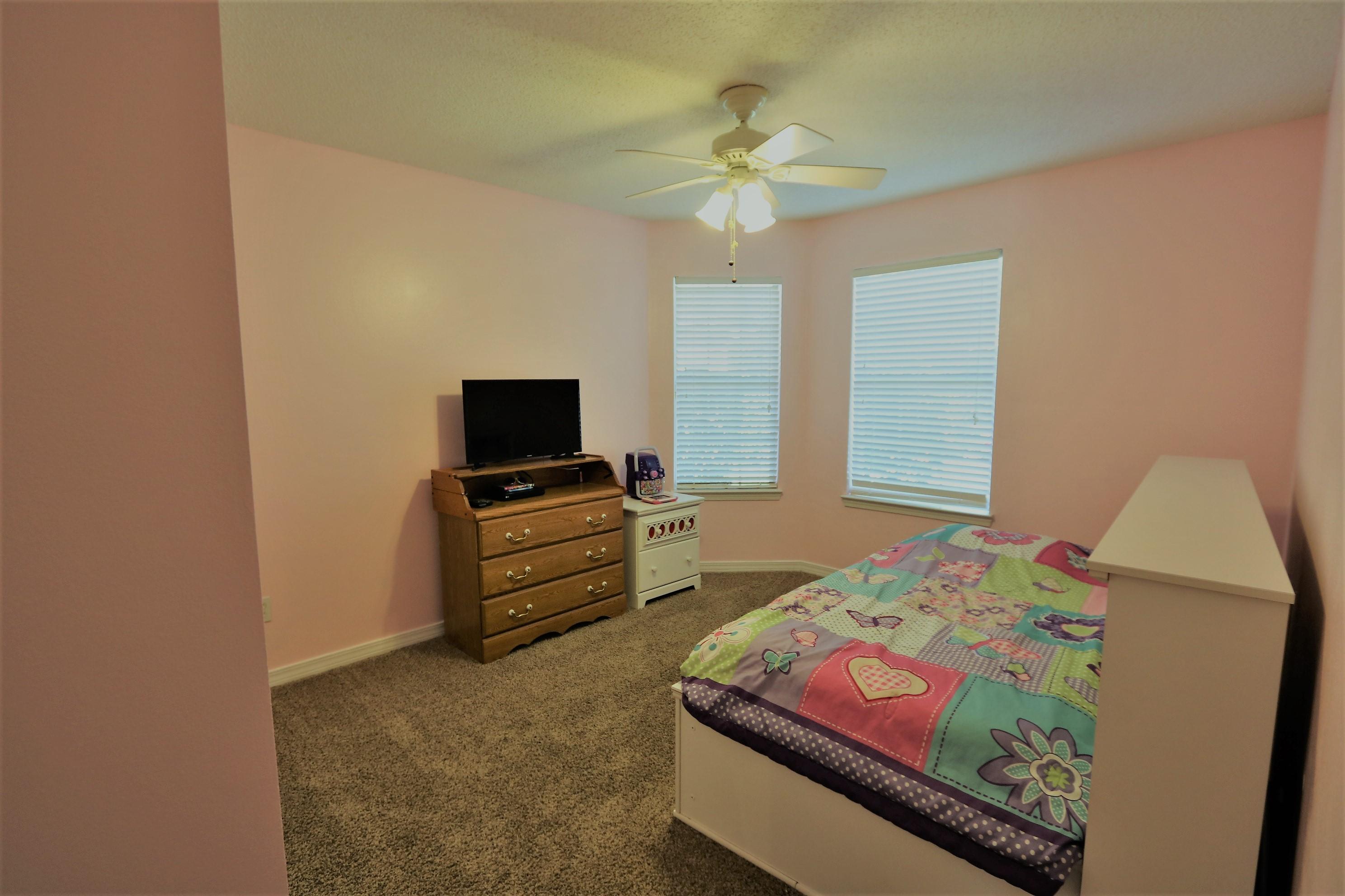 NORTHVIEW ESTATES 5TH ADDN - Residential