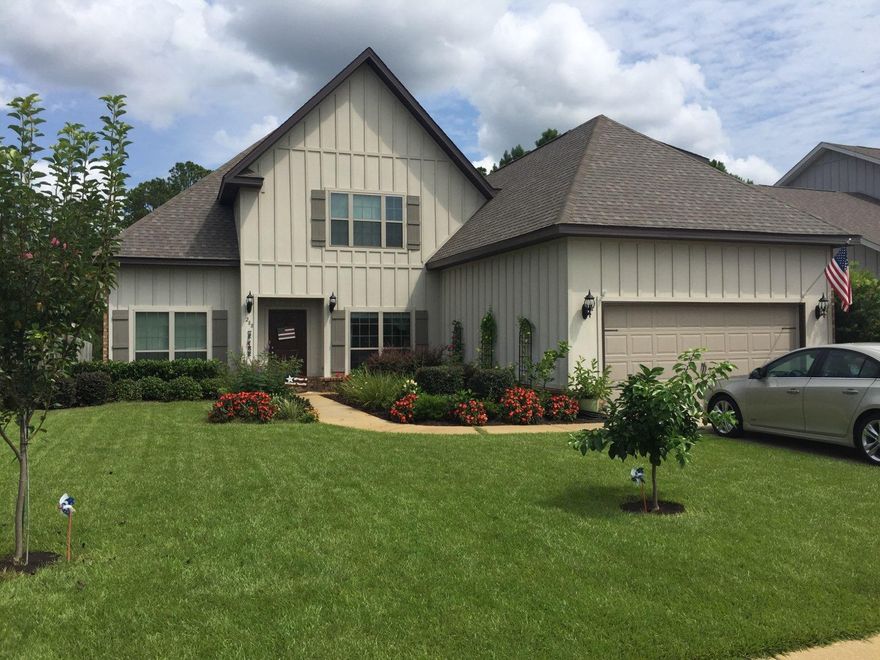 If you are looking for a meticulous and spacious home with an amazing oasis of a backyard, look no further. This home boasts 5 large bedrooms, 3.5 bathrooms, new hardwood floors, large open kitchen, a formal dining room, office or second living room, and lots of storage space. This home has been cared for and it shows throughout the interior and exterior of the home. The back patio has an enclosed lanai over looking apple trees, grapefruit trees, fig trees, and blueberry bushes just to name a few. Don't wait - Come see this home today!