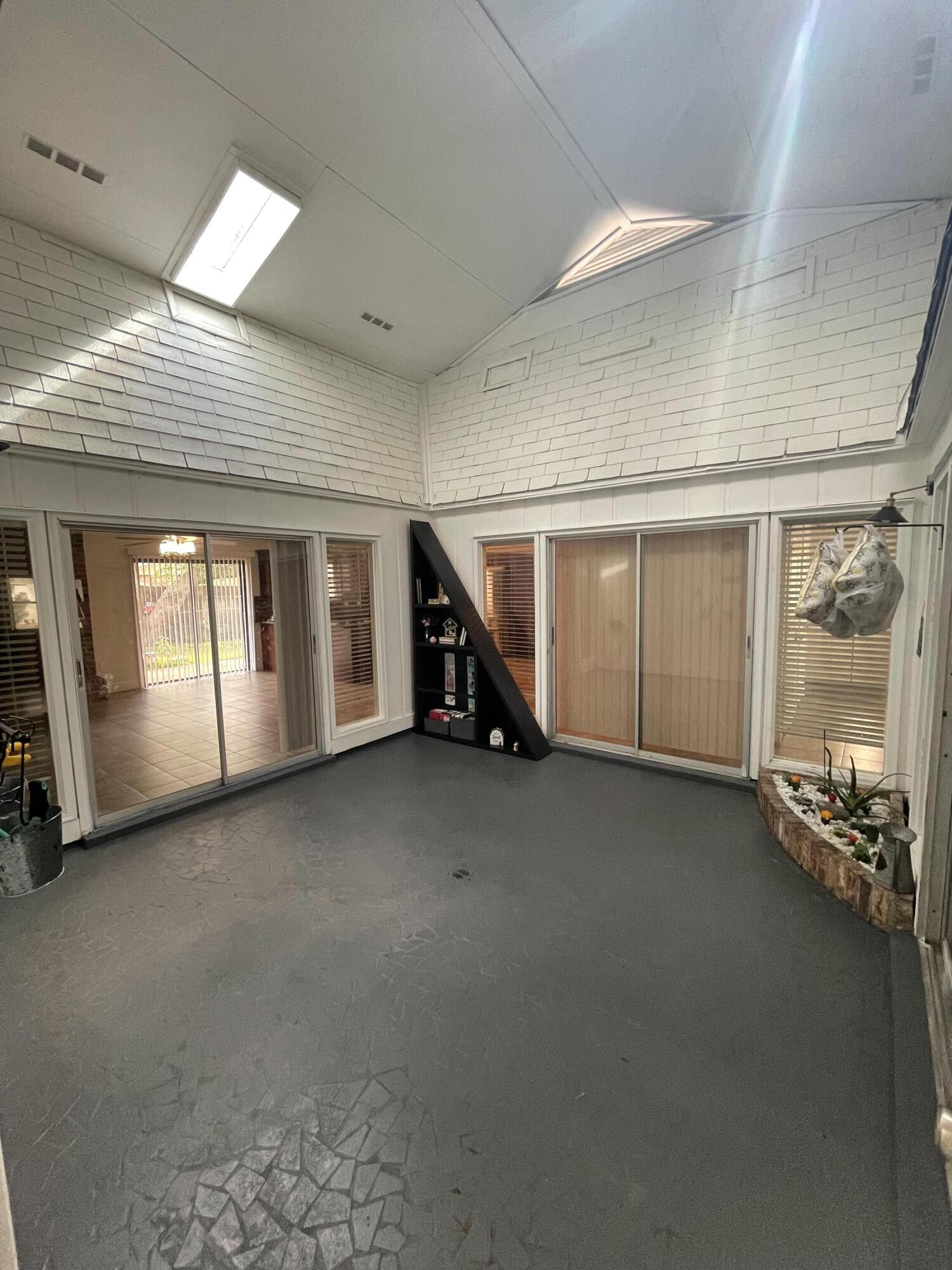 KENWOOD S/D - Residential