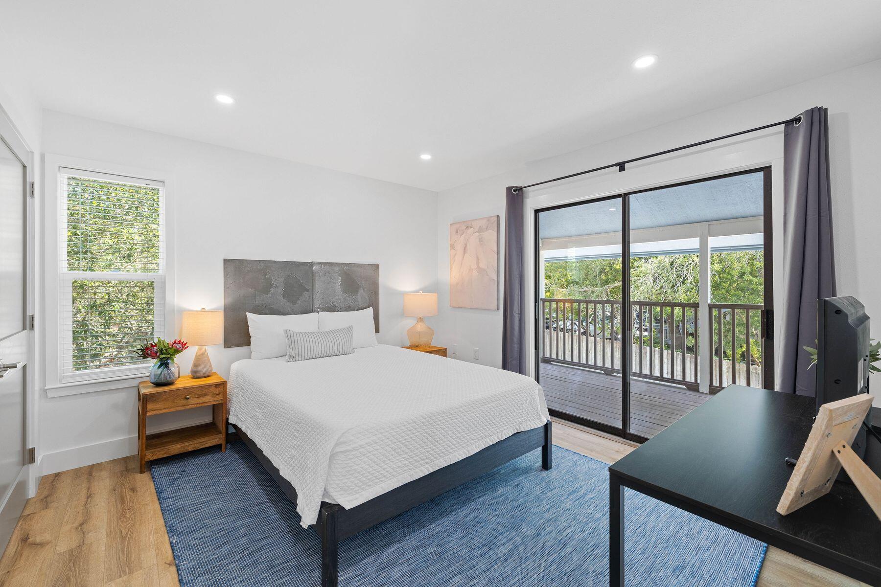 BEACH HIGHLAND - Residential