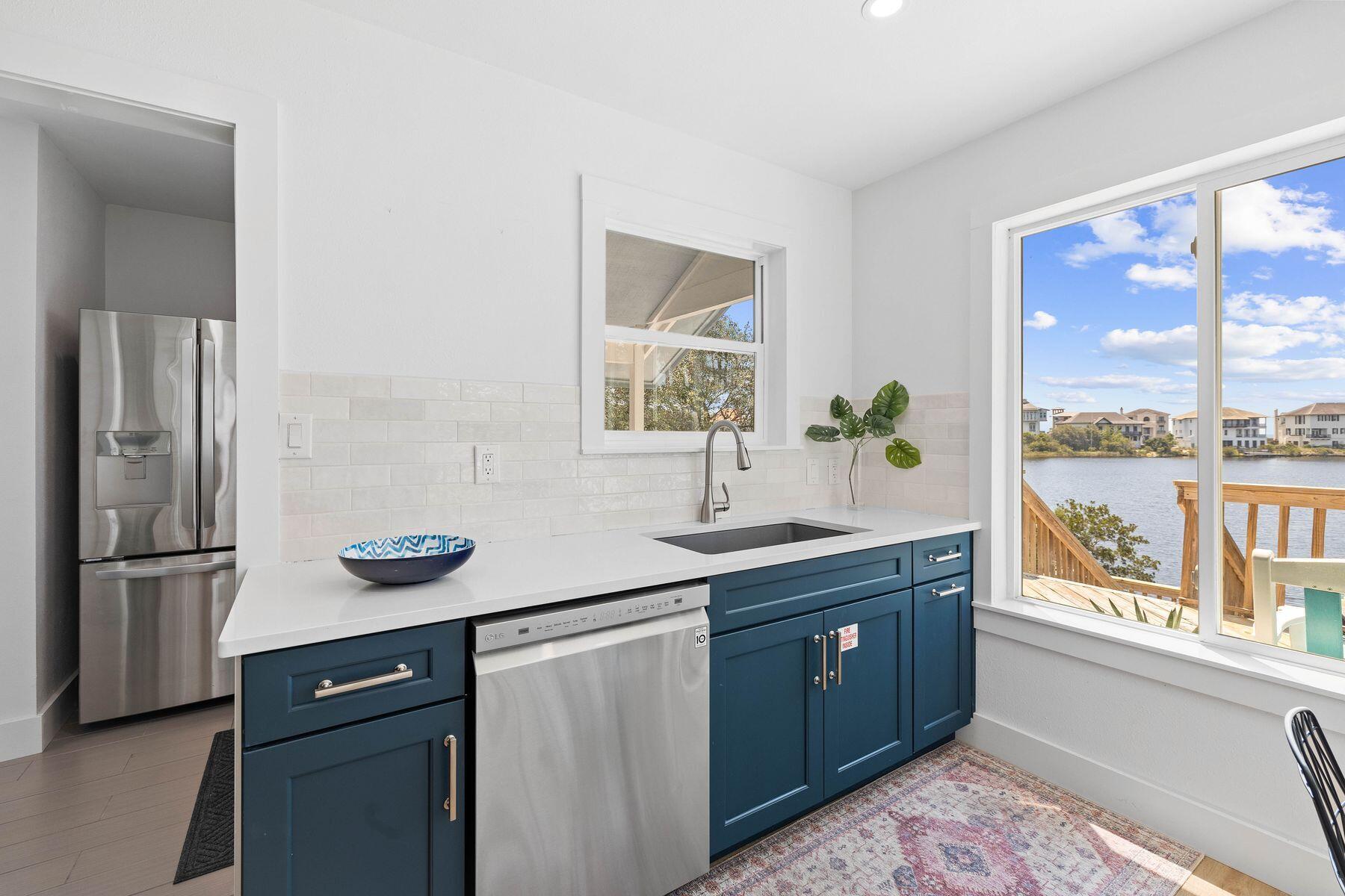 BEACH HIGHLAND - Residential