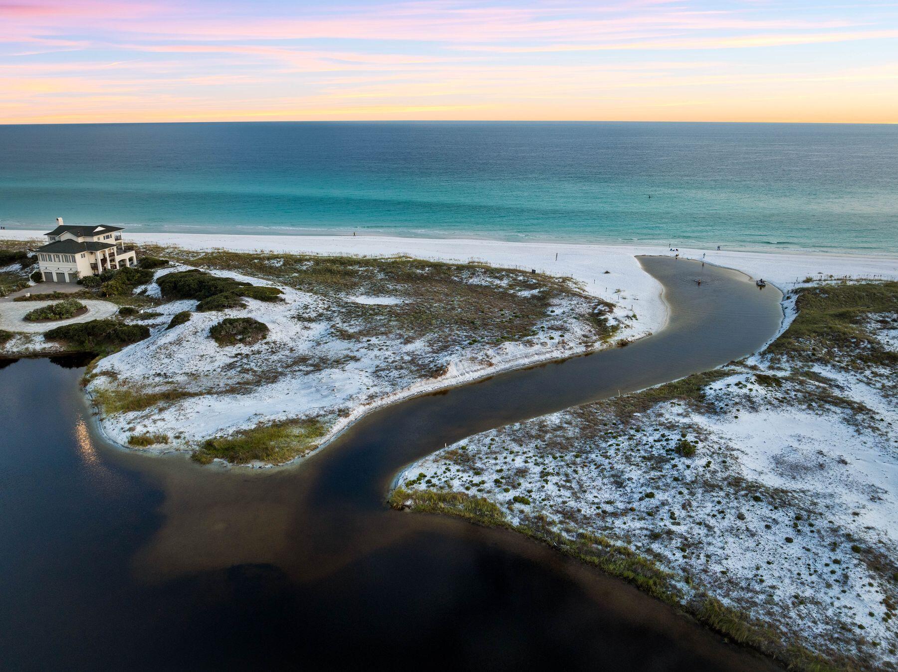 BEACH HIGHLAND - Residential