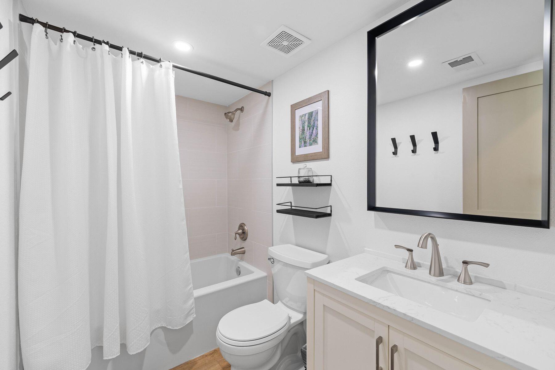 BEACH HIGHLAND - Residential