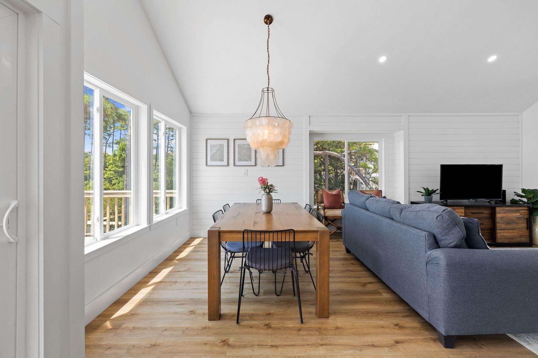 BEACH HIGHLAND - Residential
