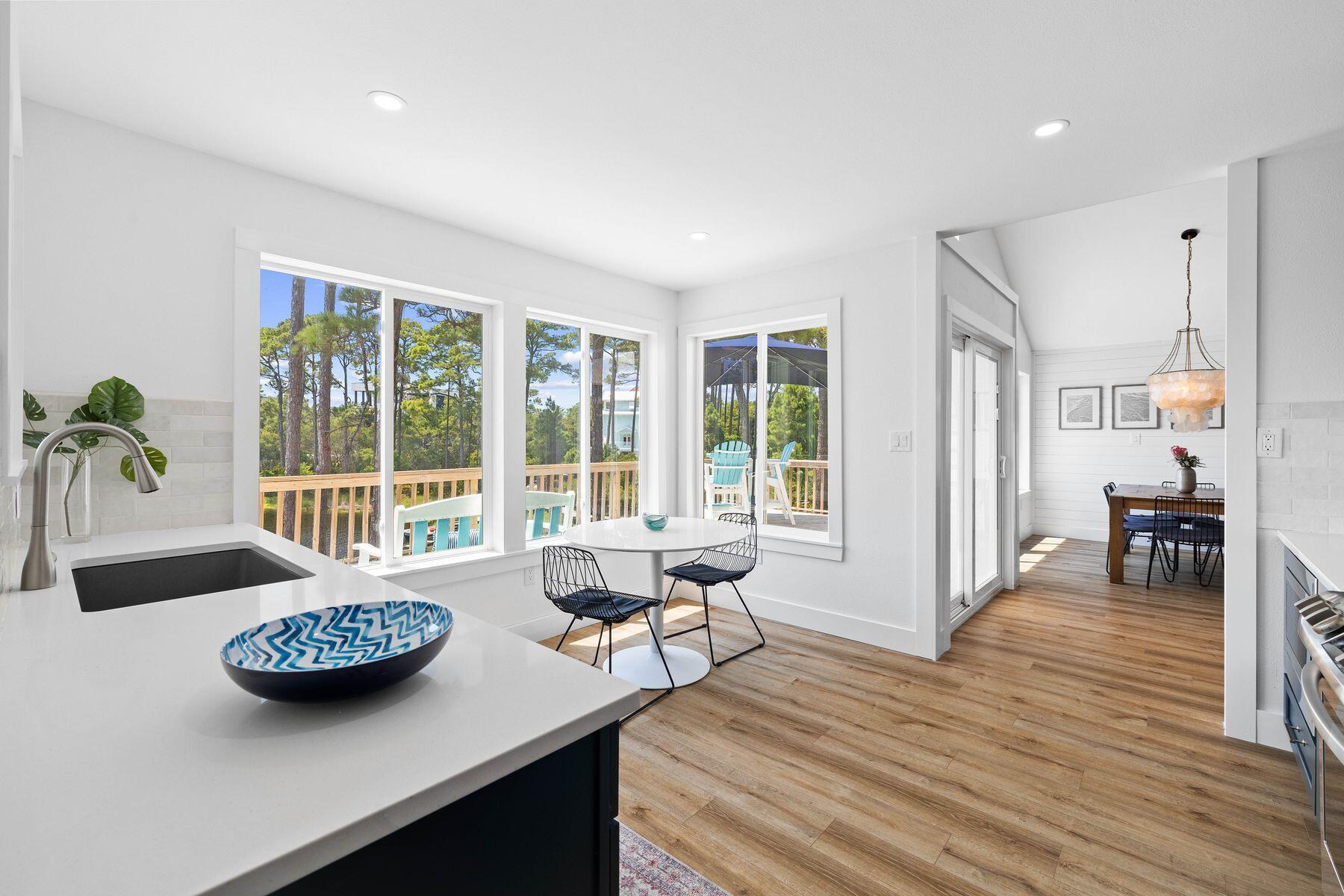 BEACH HIGHLAND - Residential