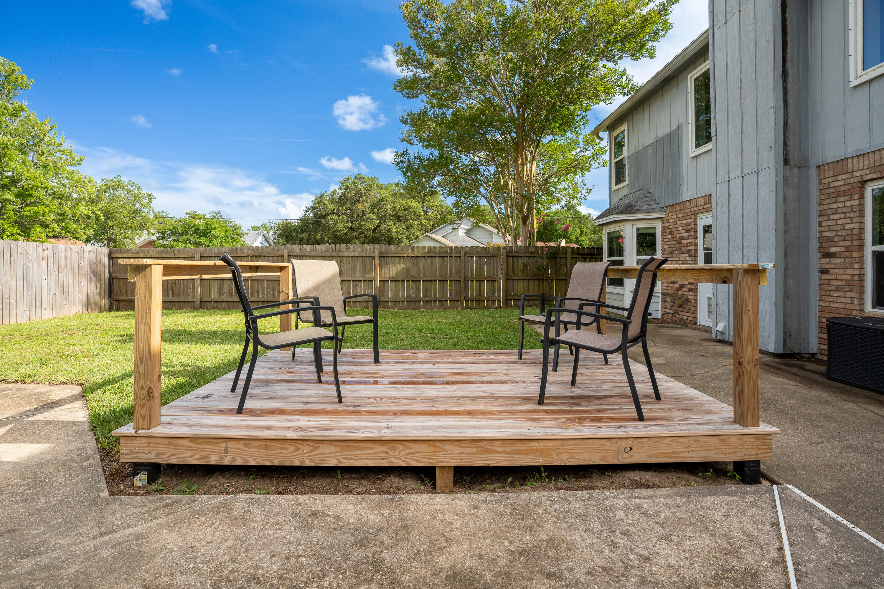 TIMBERLAKE ESTATES 1ST ADDN - Residential