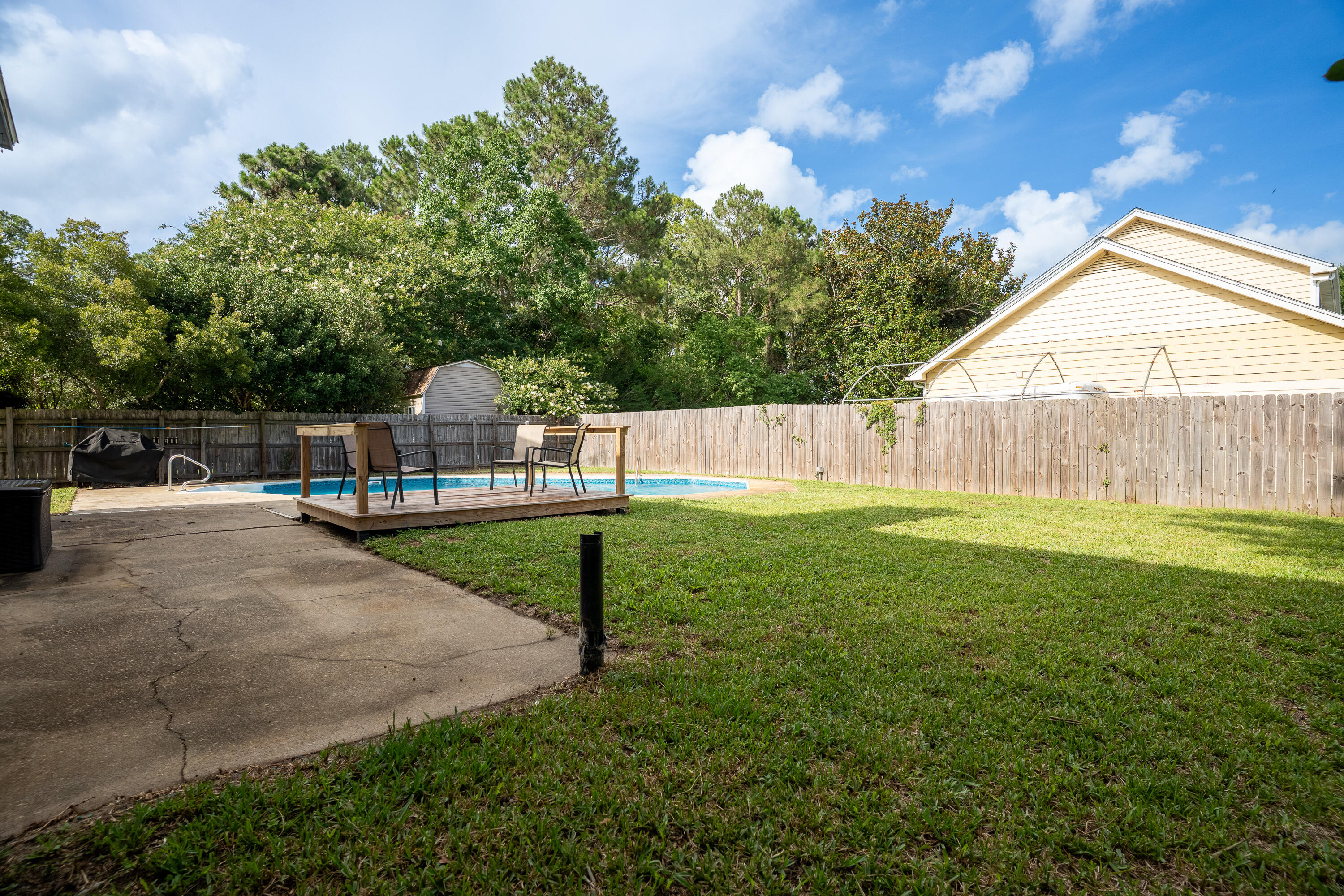 TIMBERLAKE ESTATES 1ST ADDN - Residential