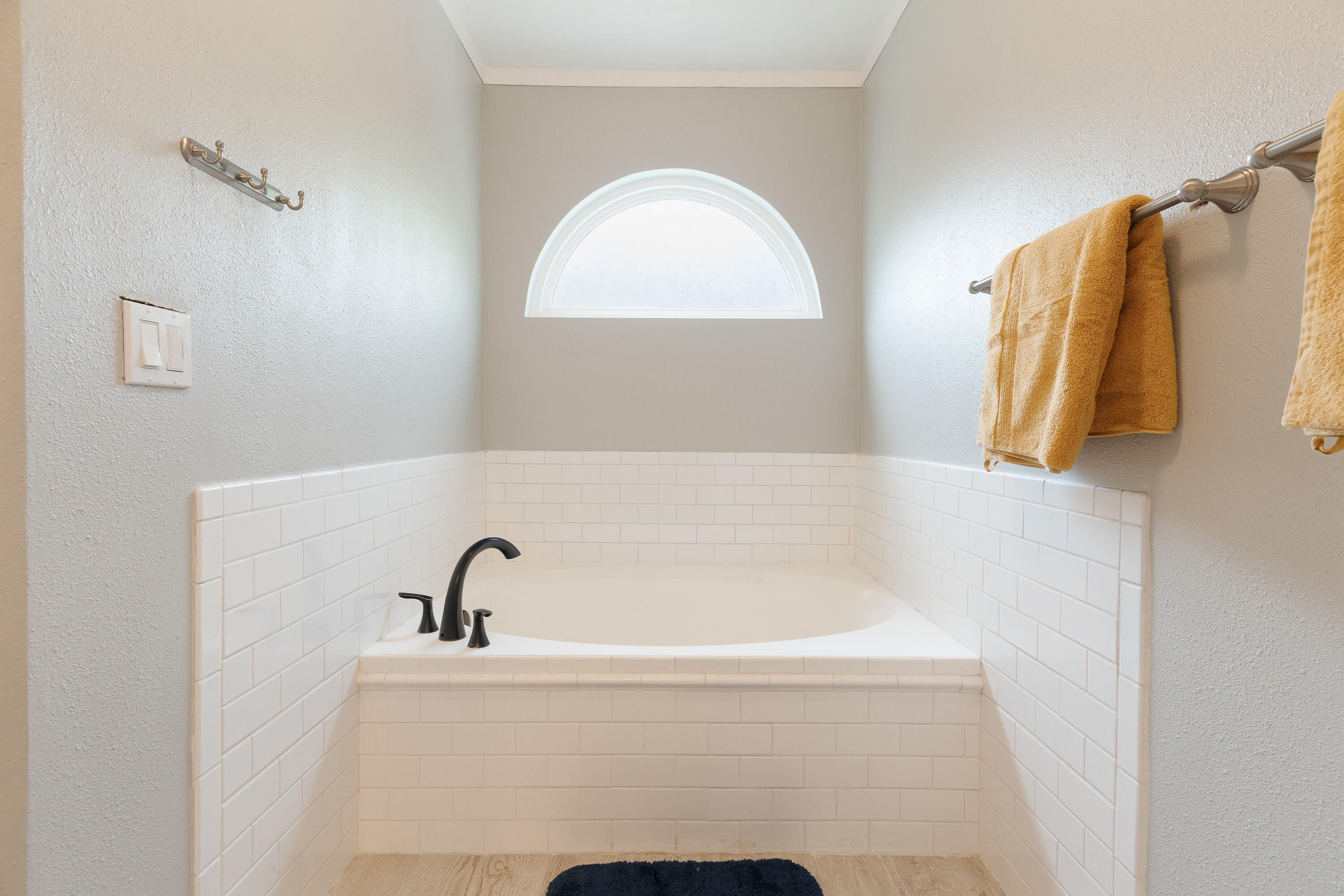 TIMBERLAKE ESTATES 1ST ADDN - Residential