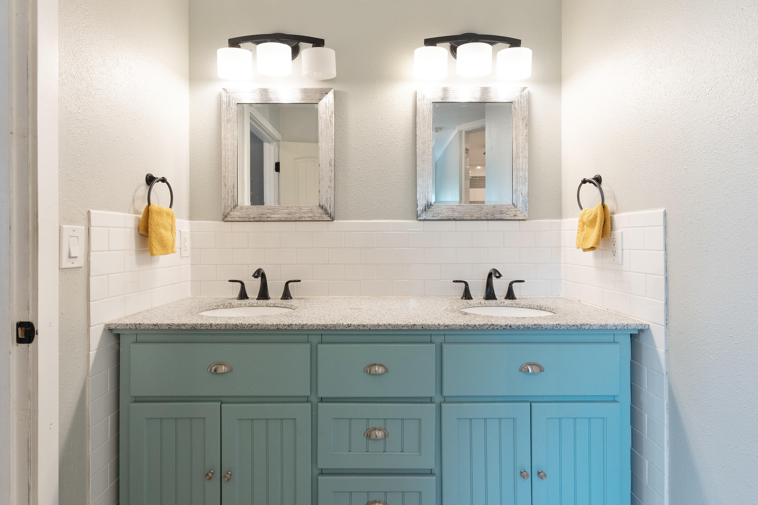 TIMBERLAKE ESTATES 1ST ADDN - Residential