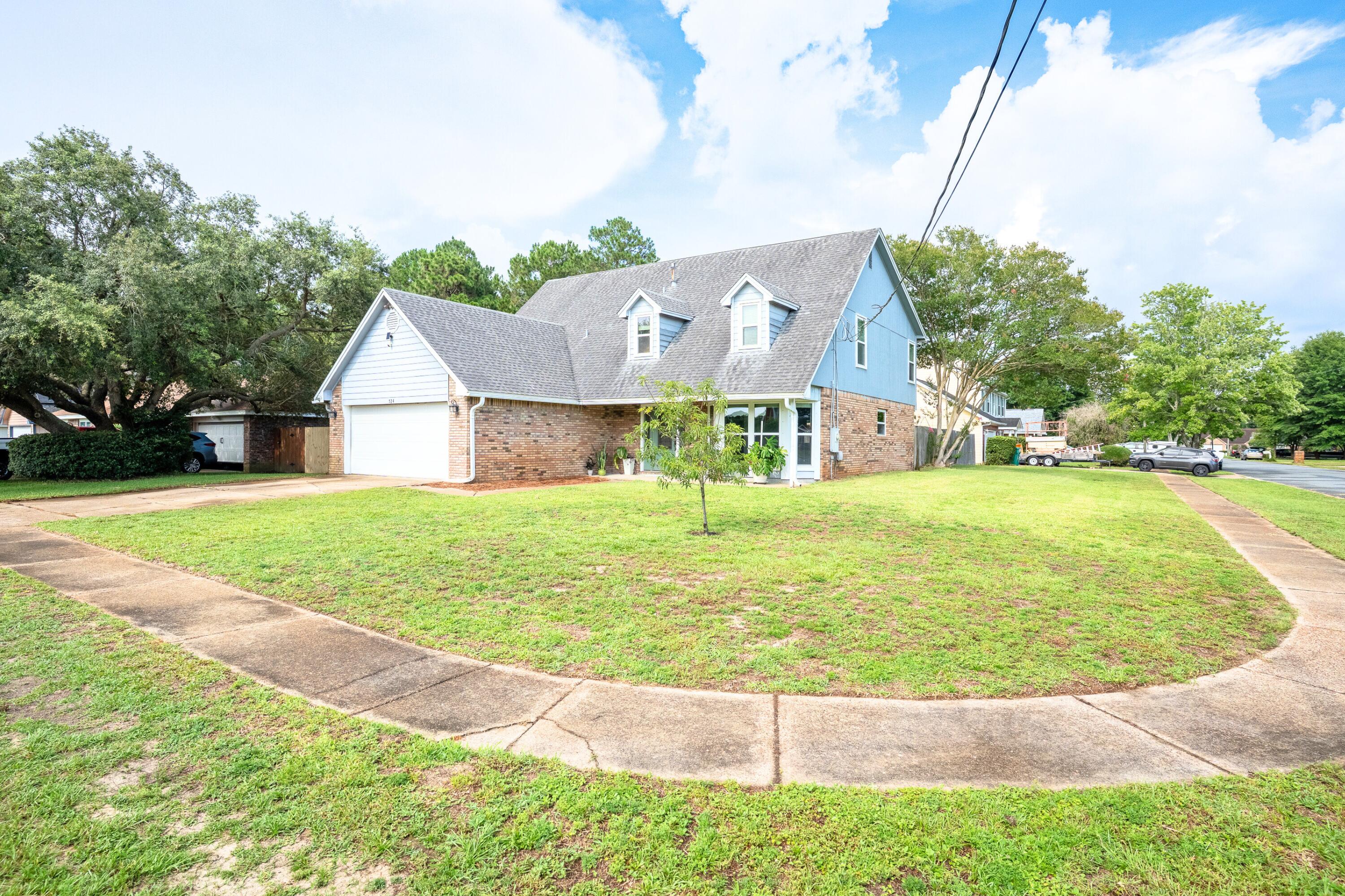 TIMBERLAKE ESTATES 1ST ADDN - Residential