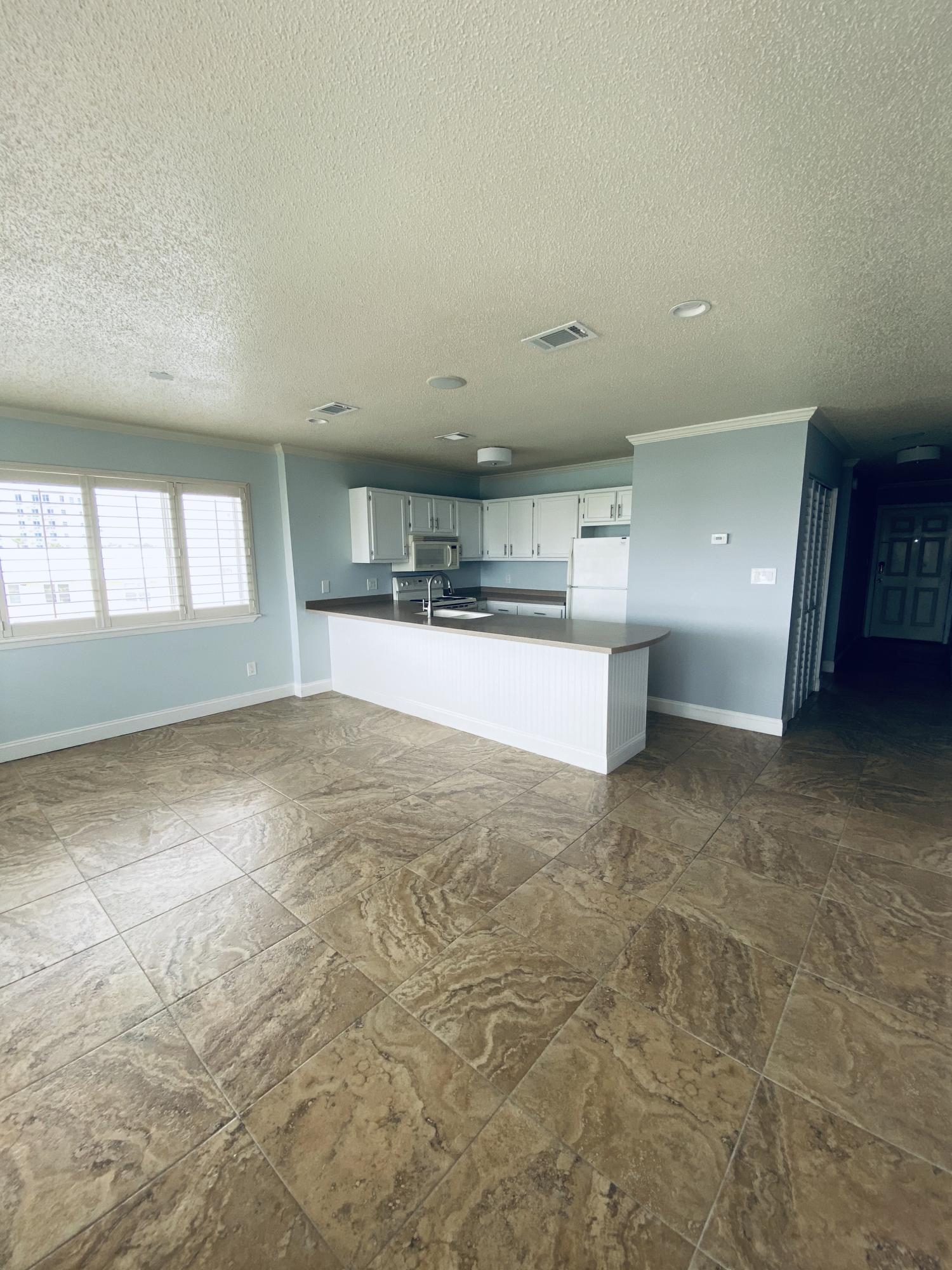 ISLAND HOME CONDO - Residential