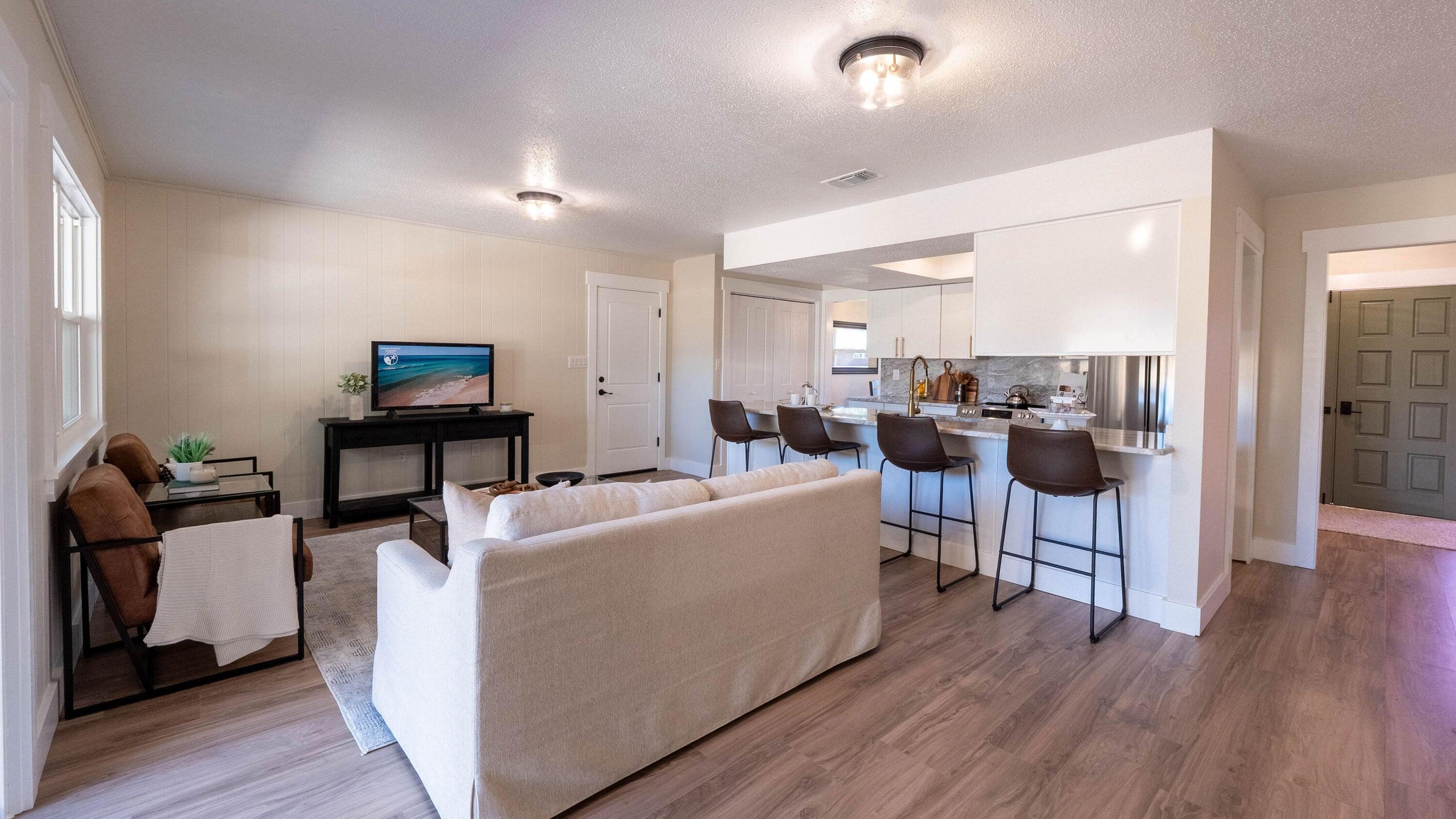 KENWOOD S/D 3RD ADDN - Residential Lease