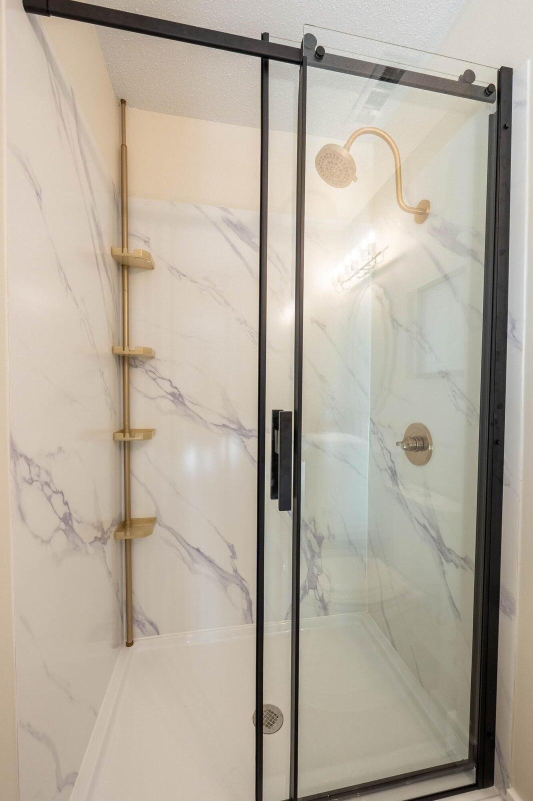 KENWOOD S/D 3RD ADDN - Residential Lease