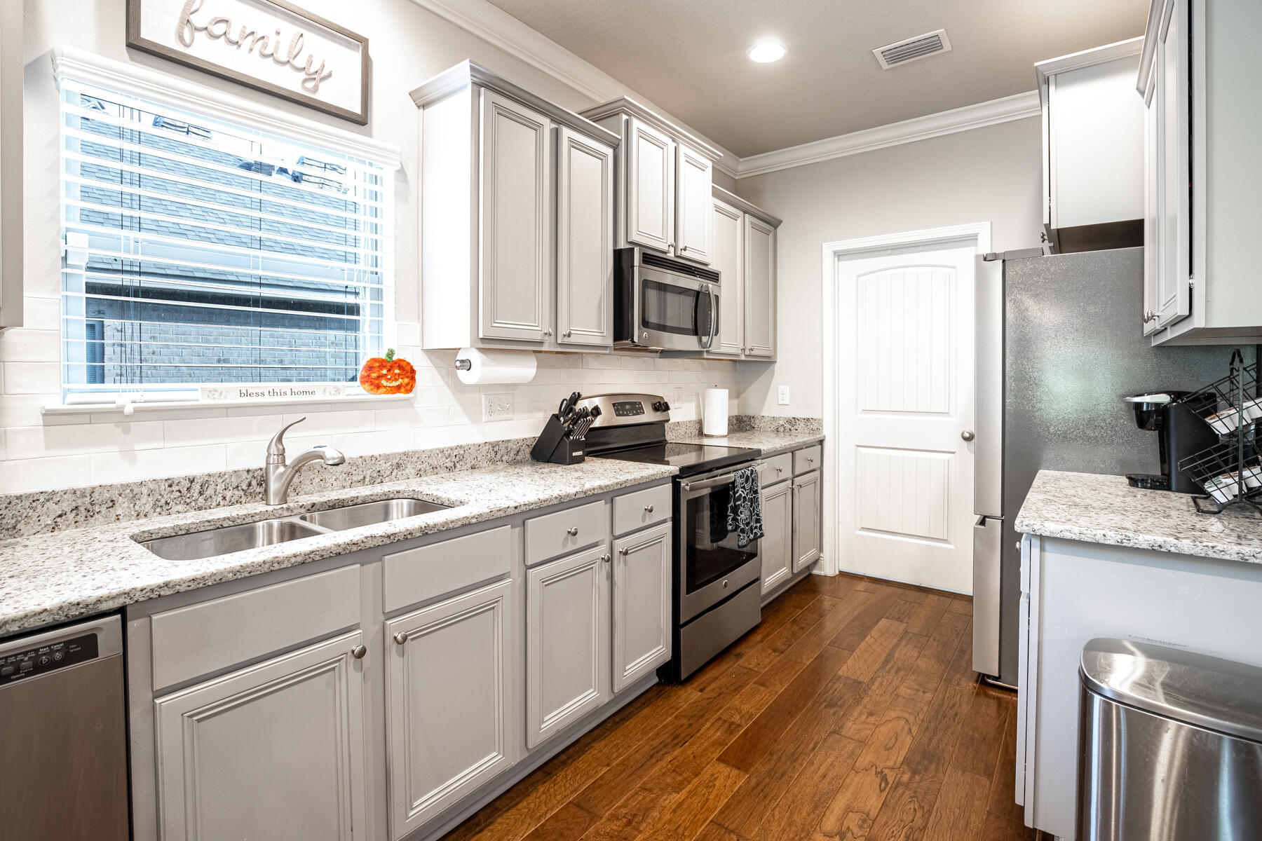 DRIFTWOOD ESTATES - Residential