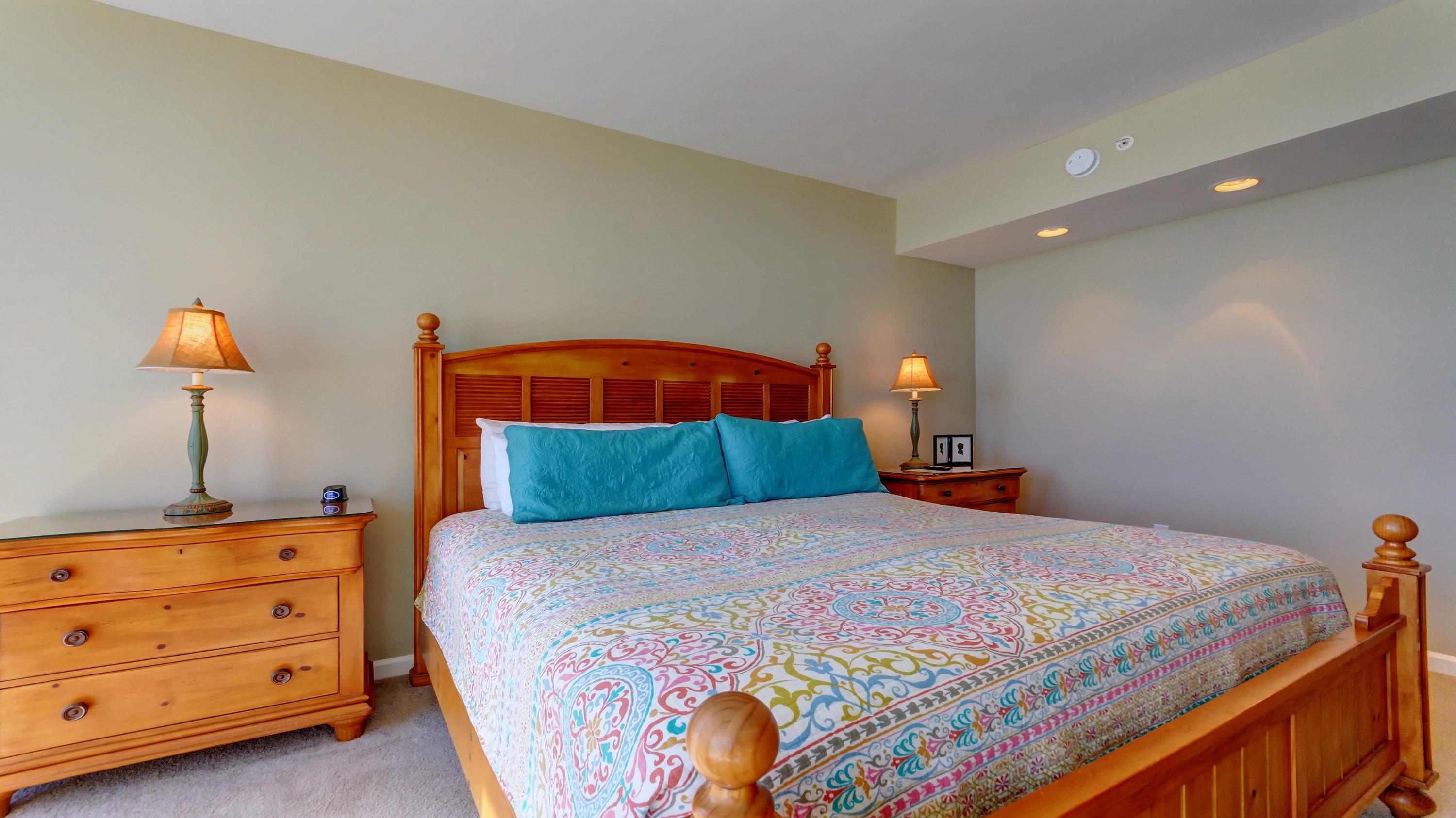 SILVER BEACH TOWERS WEST - Residential