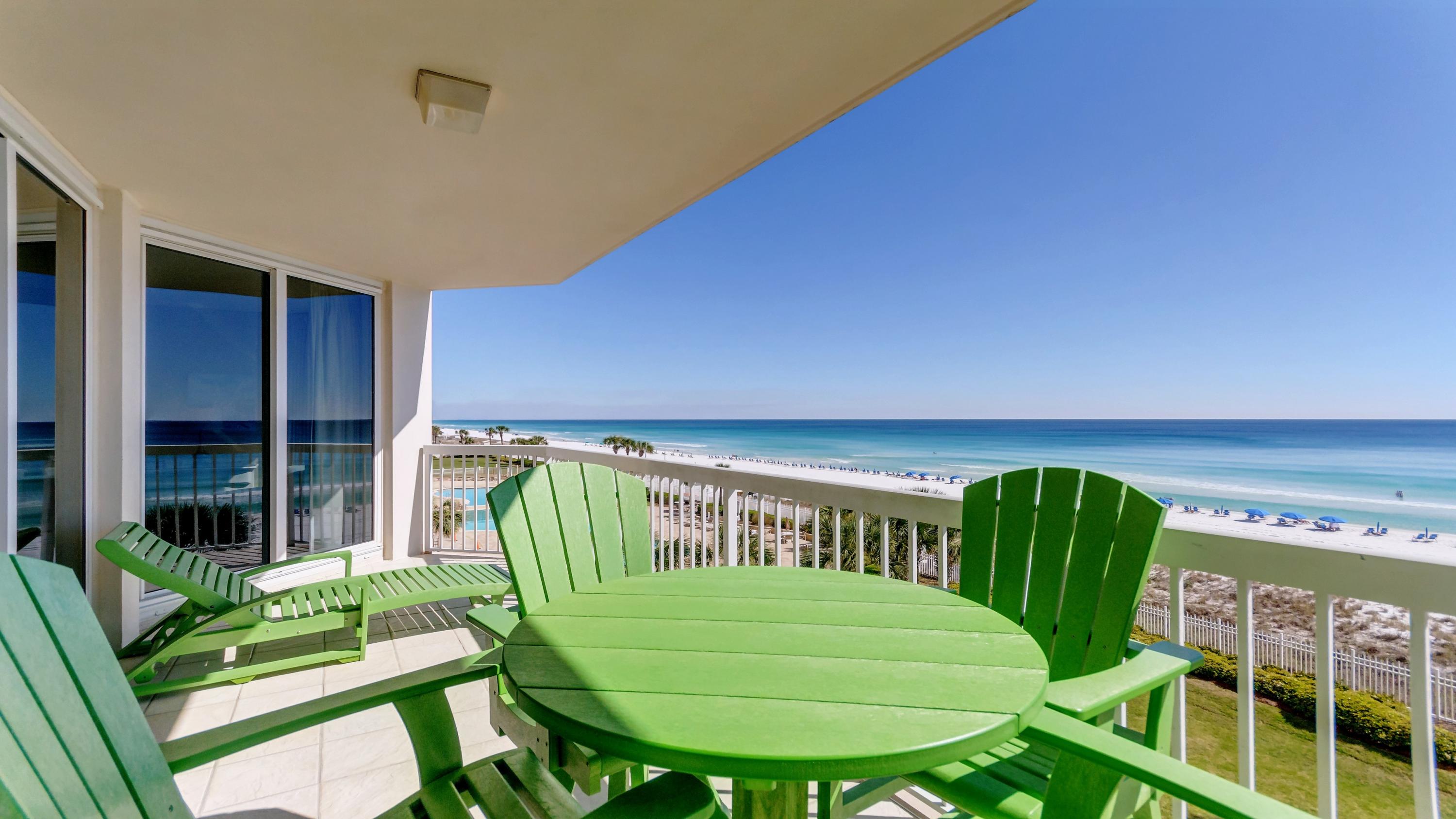 SILVER BEACH TOWERS WEST - Residential