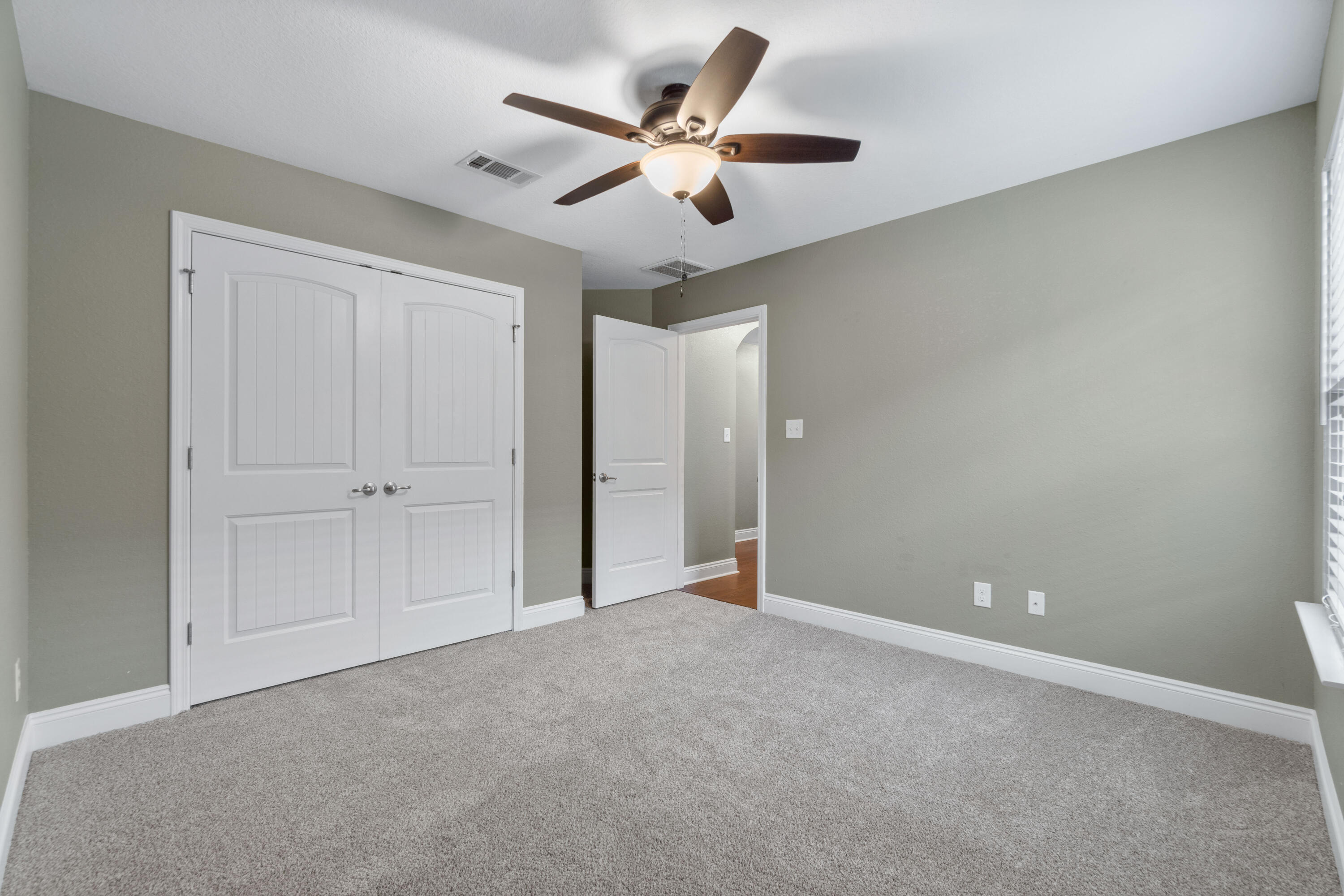 NAVARRE S/D 2ND ADDN - Residential