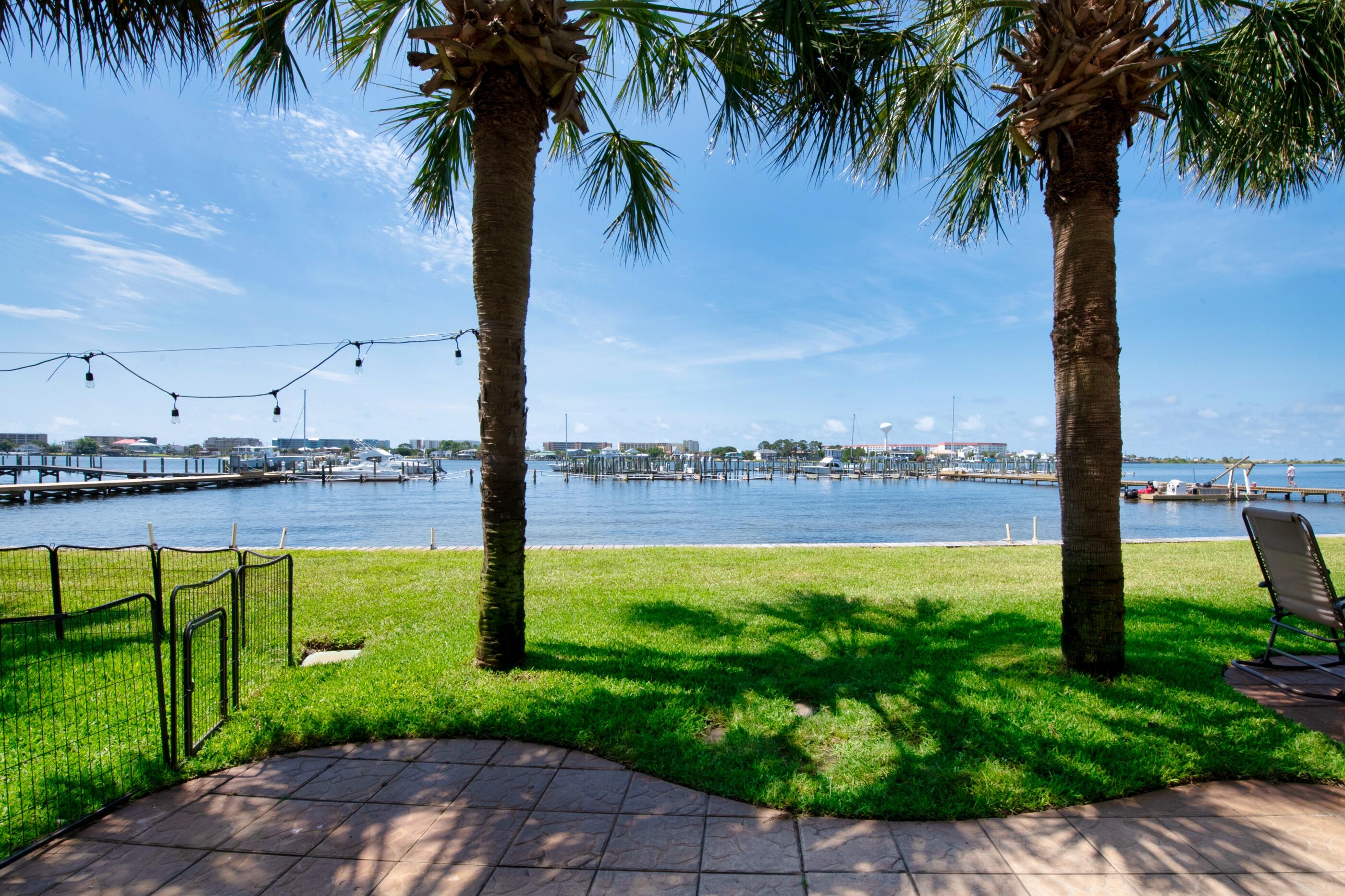 BROOKS LANDING - Residential