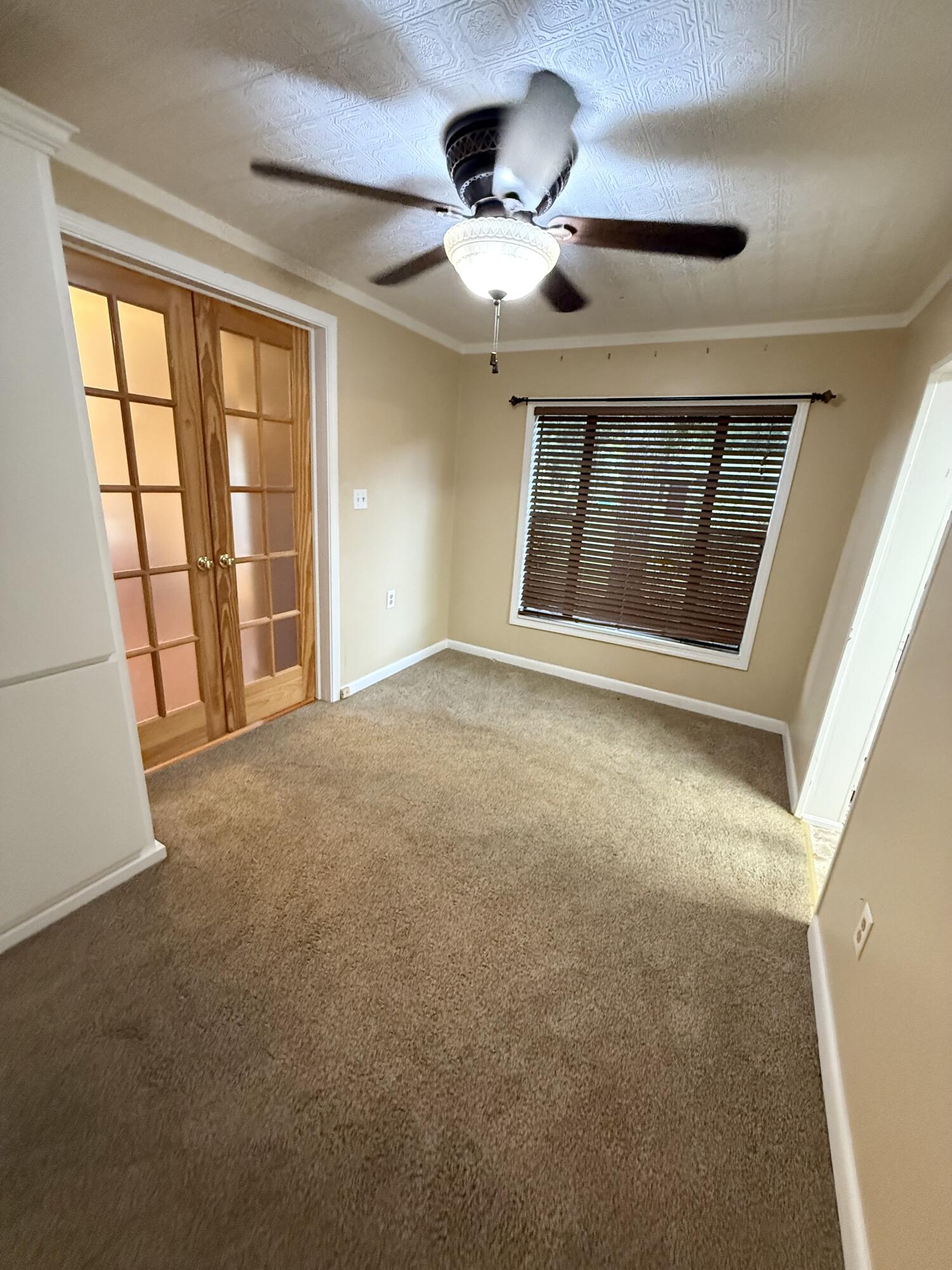 CRESTVIEW - Residential Lease