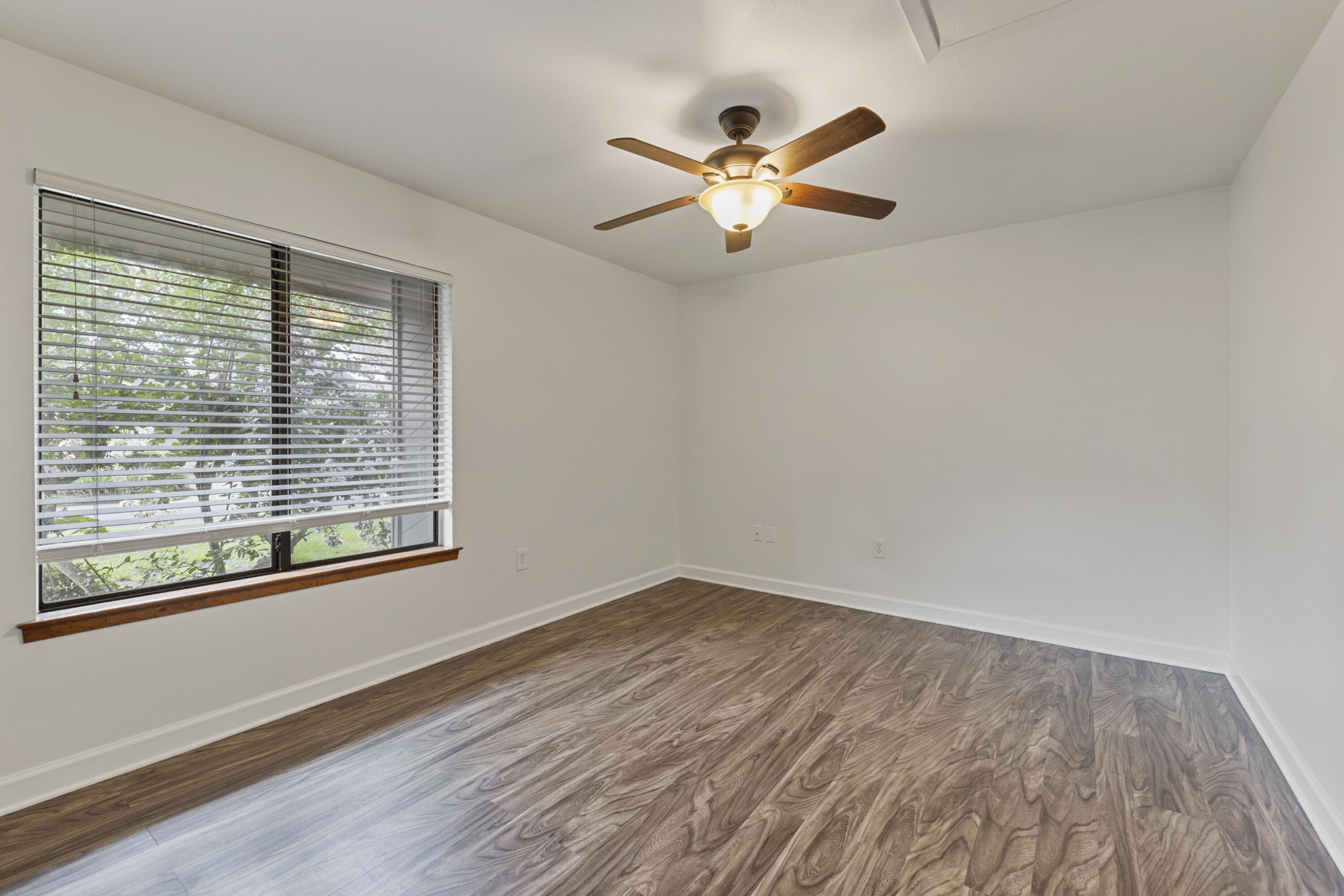 GLENEAGLES GREEN BLUEWATER BAY - Residential