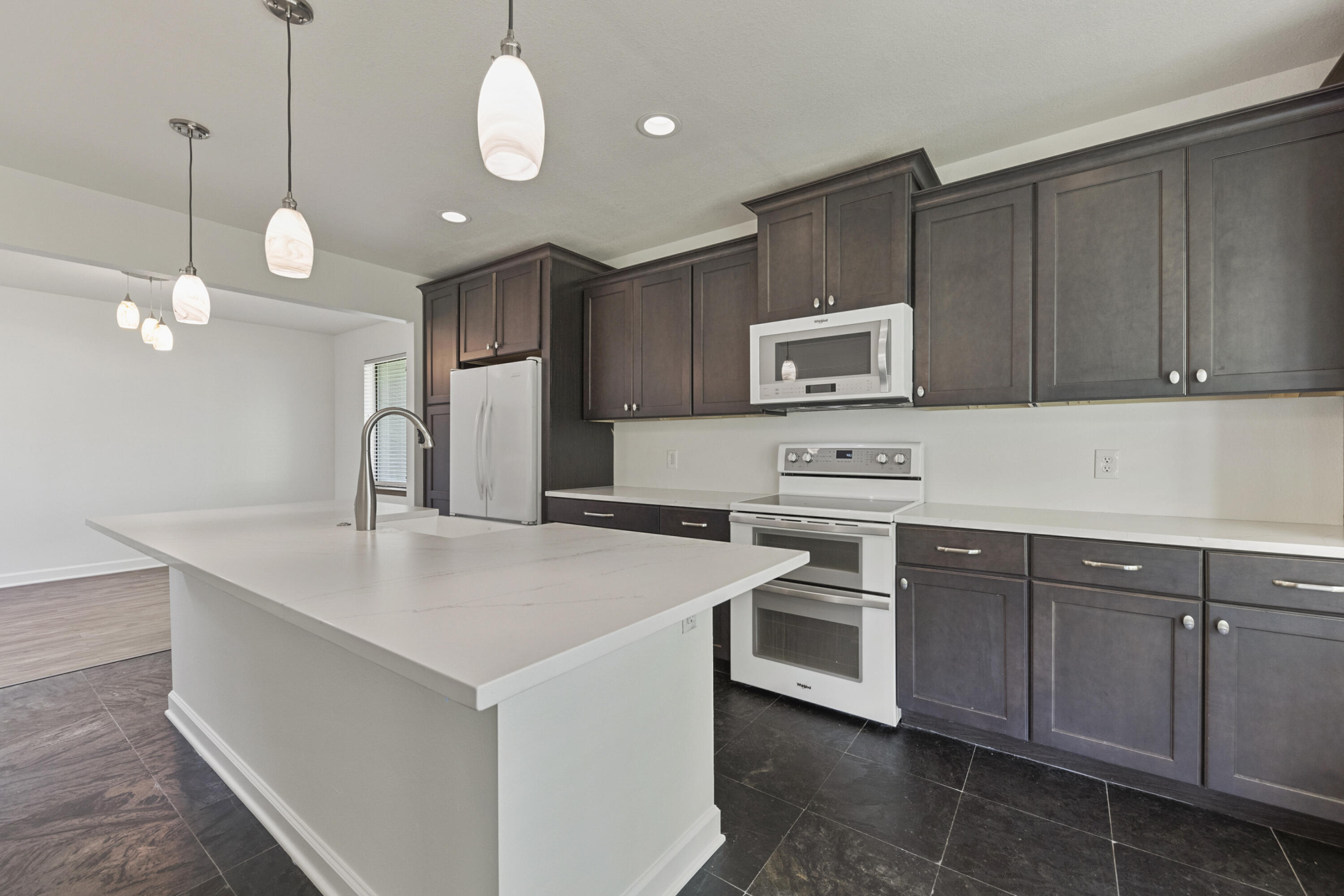 GLENEAGLES GREEN BLUEWATER BAY - Residential