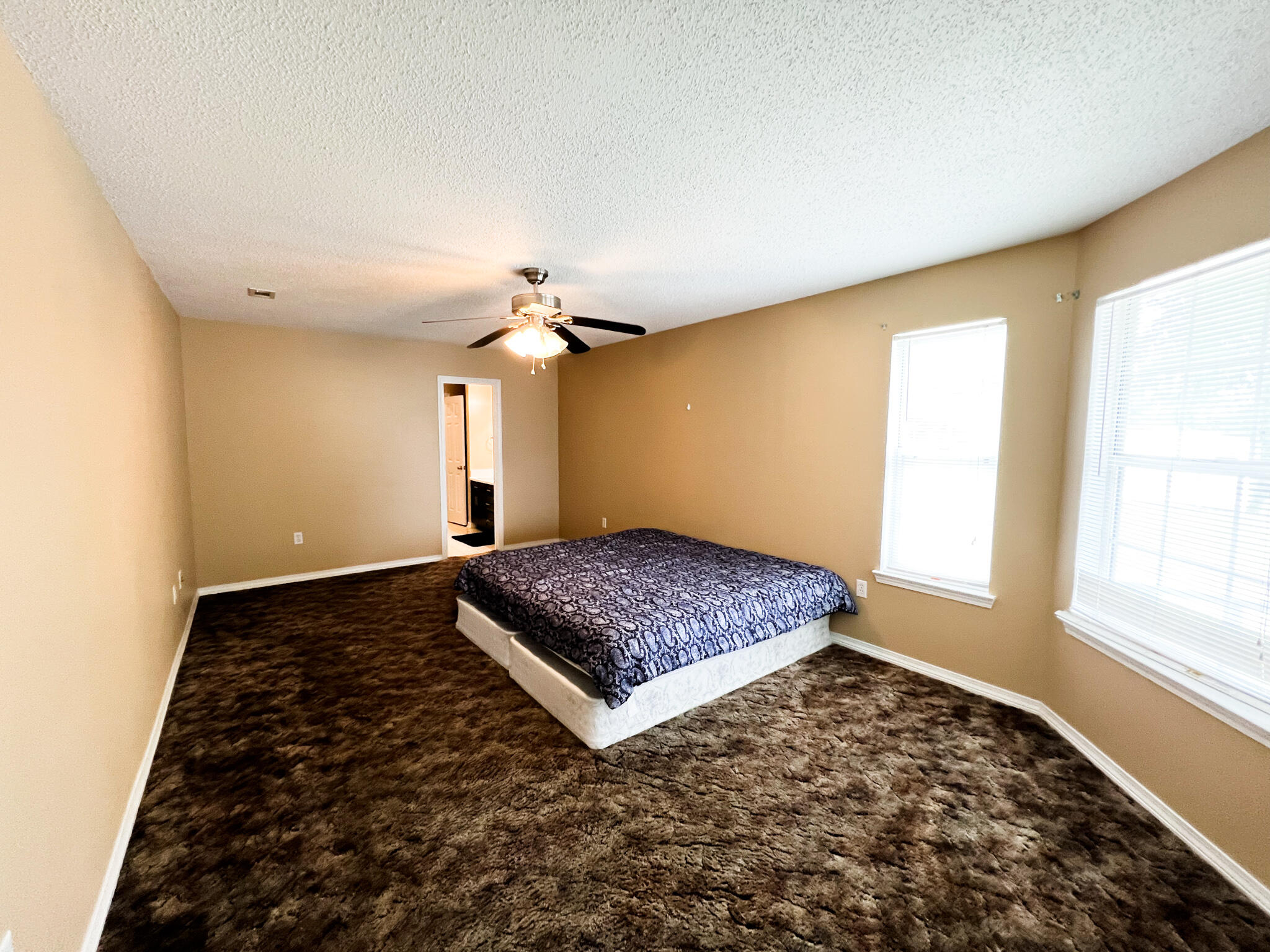 NORTHVIEW 4TH ADD LOT 16 - Residential