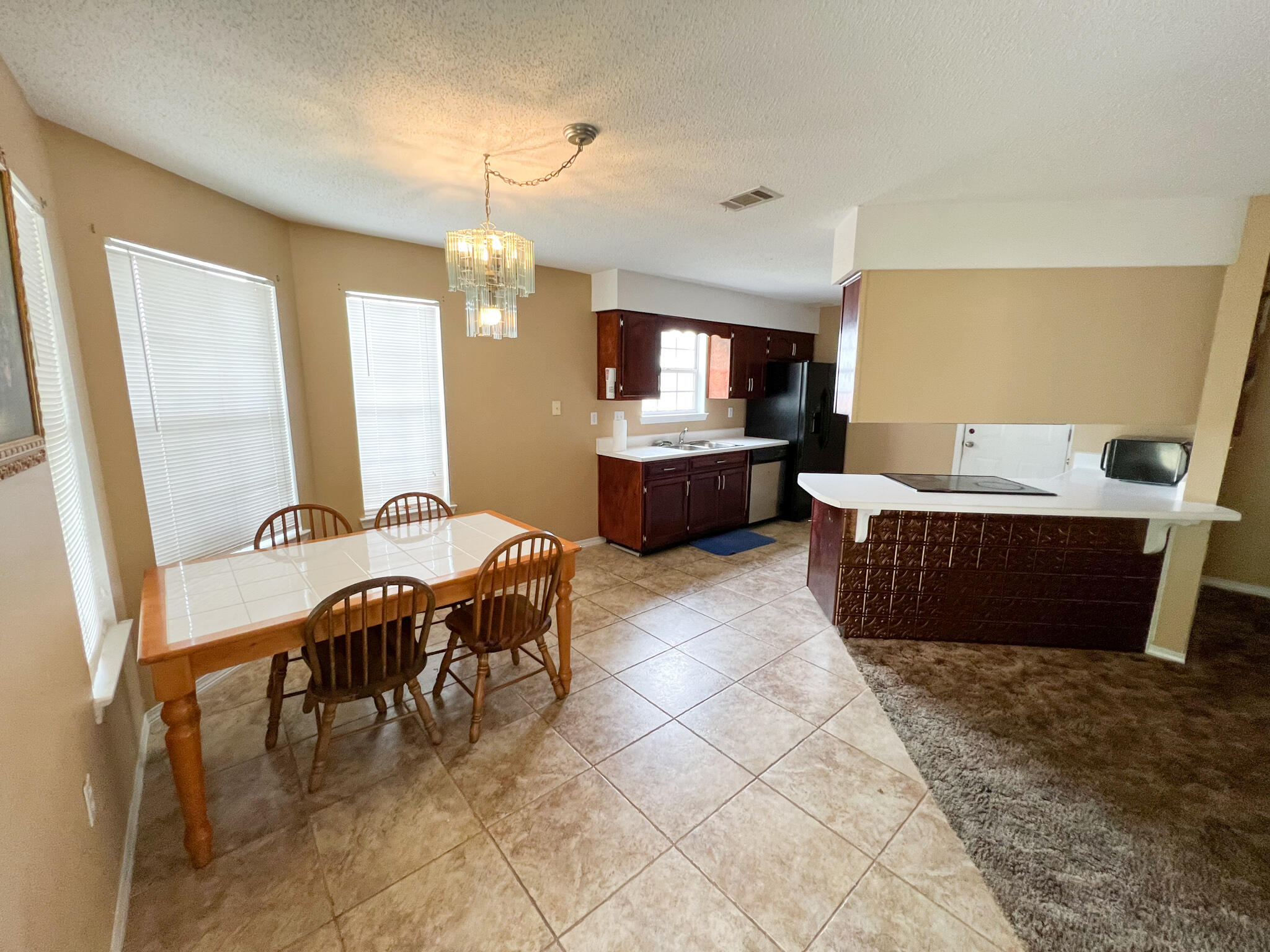 NORTHVIEW 4TH ADD LOT 16 - Residential